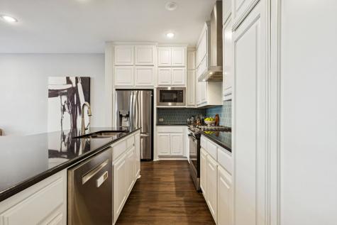 7119 Amber Grove Court Dallas TX 75231