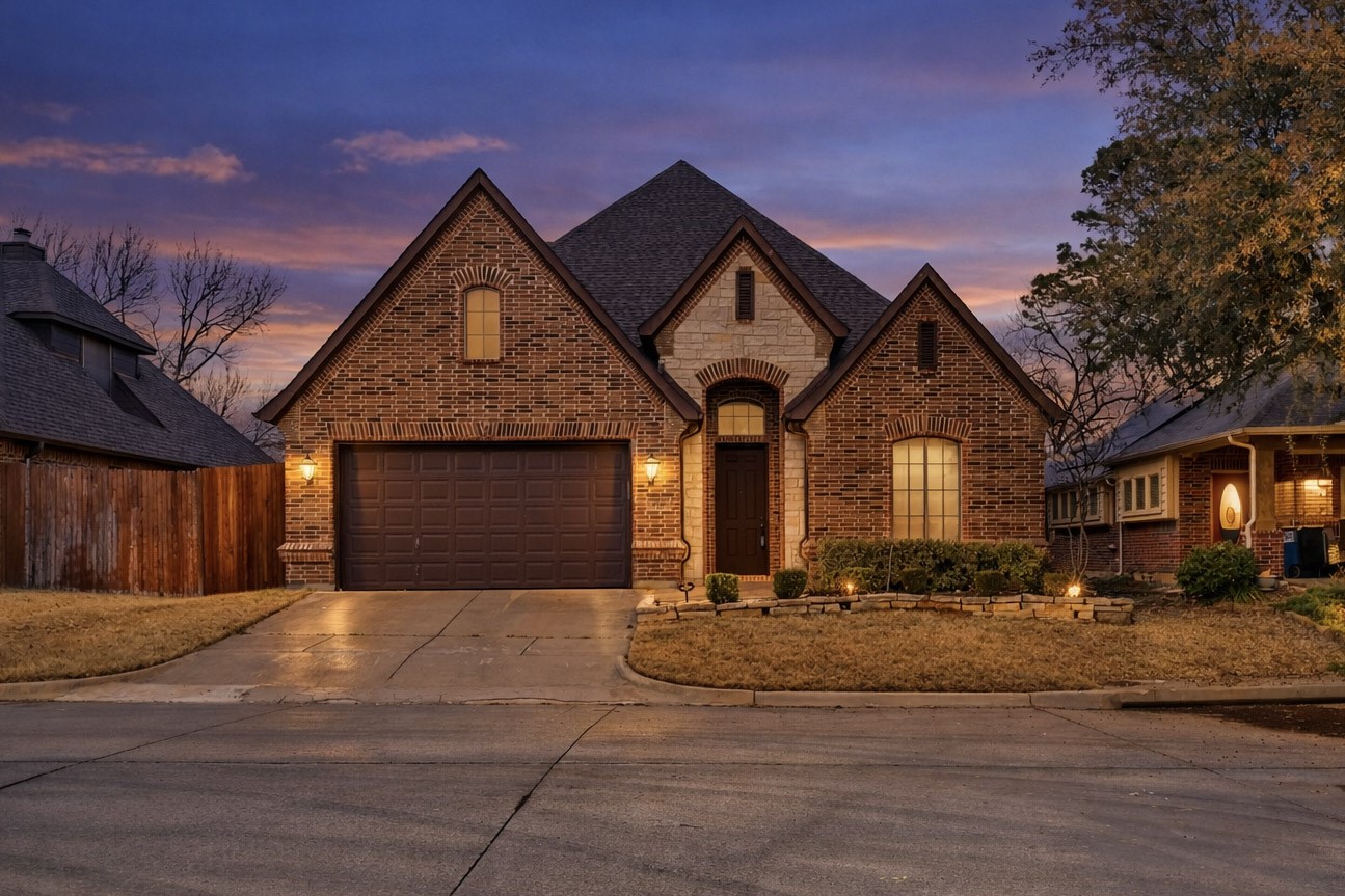 716 Crestridge Circle Euless TX 76040