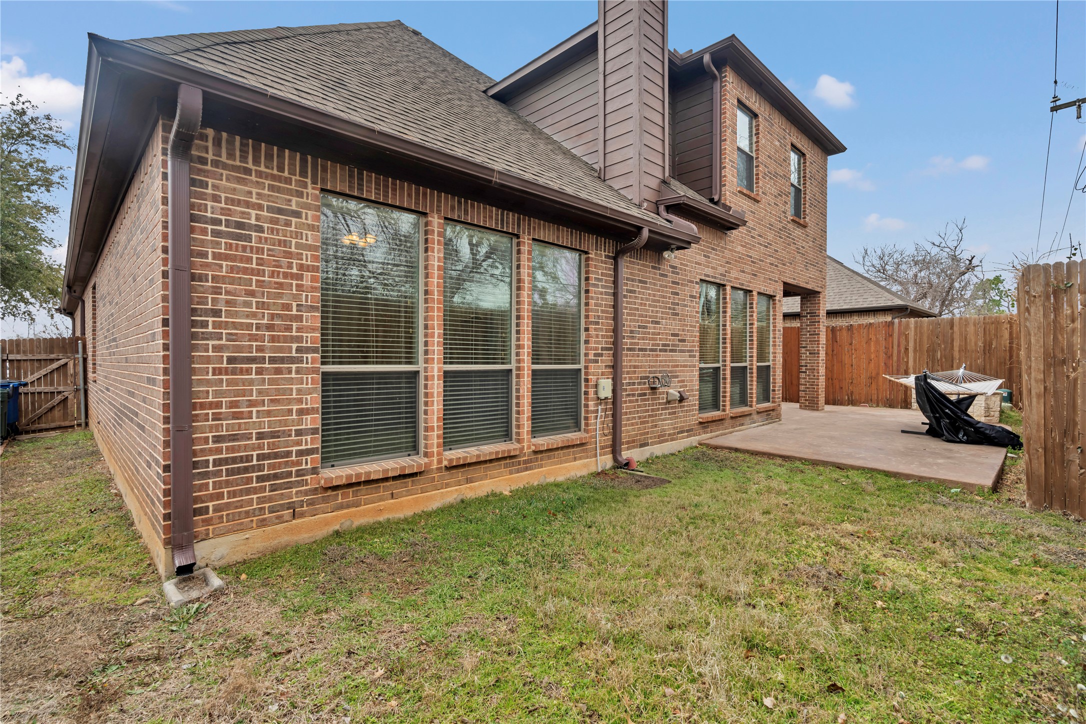 716 Crestridge Circle Euless TX 76040