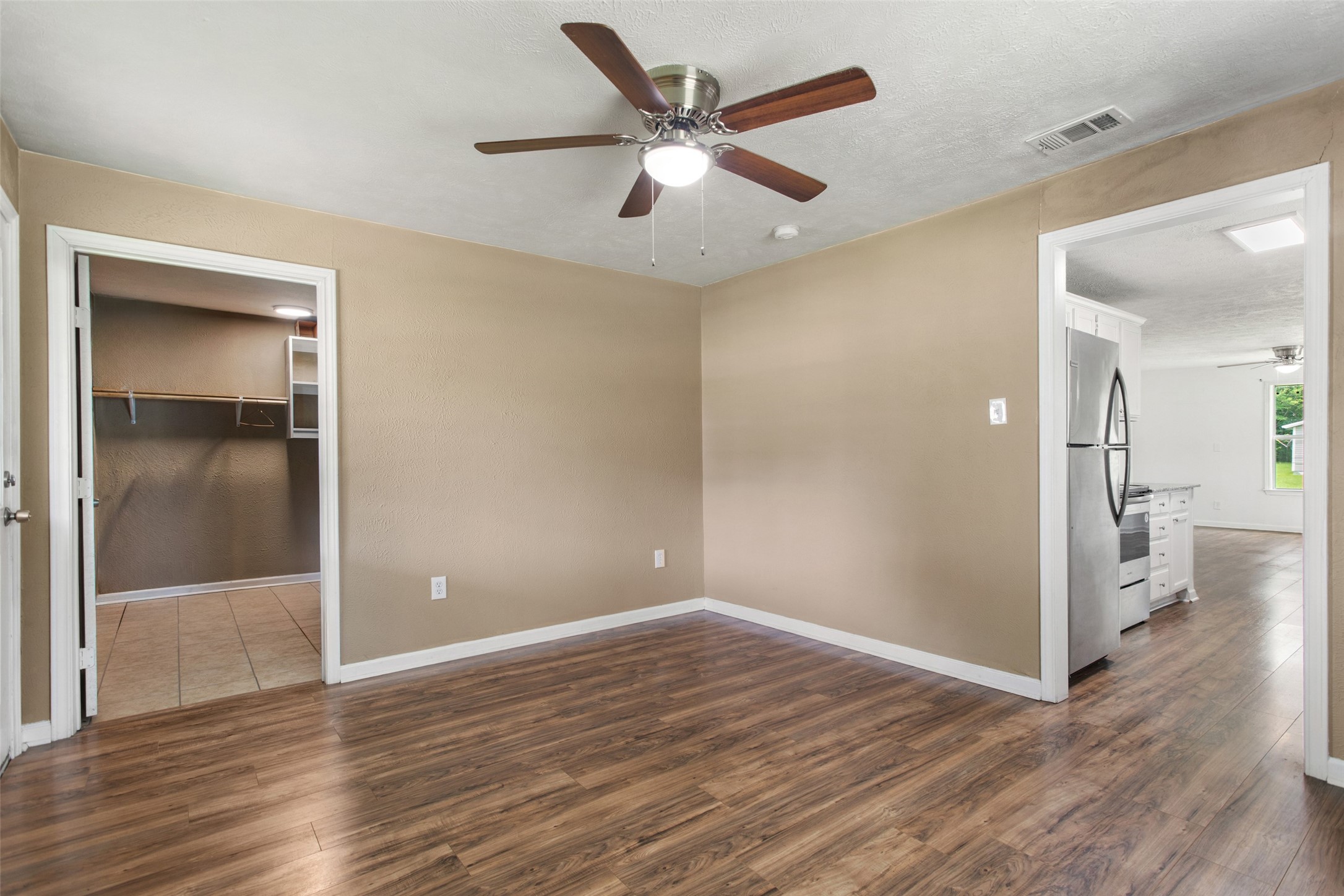 103 New Street Lone Oak TX 75453