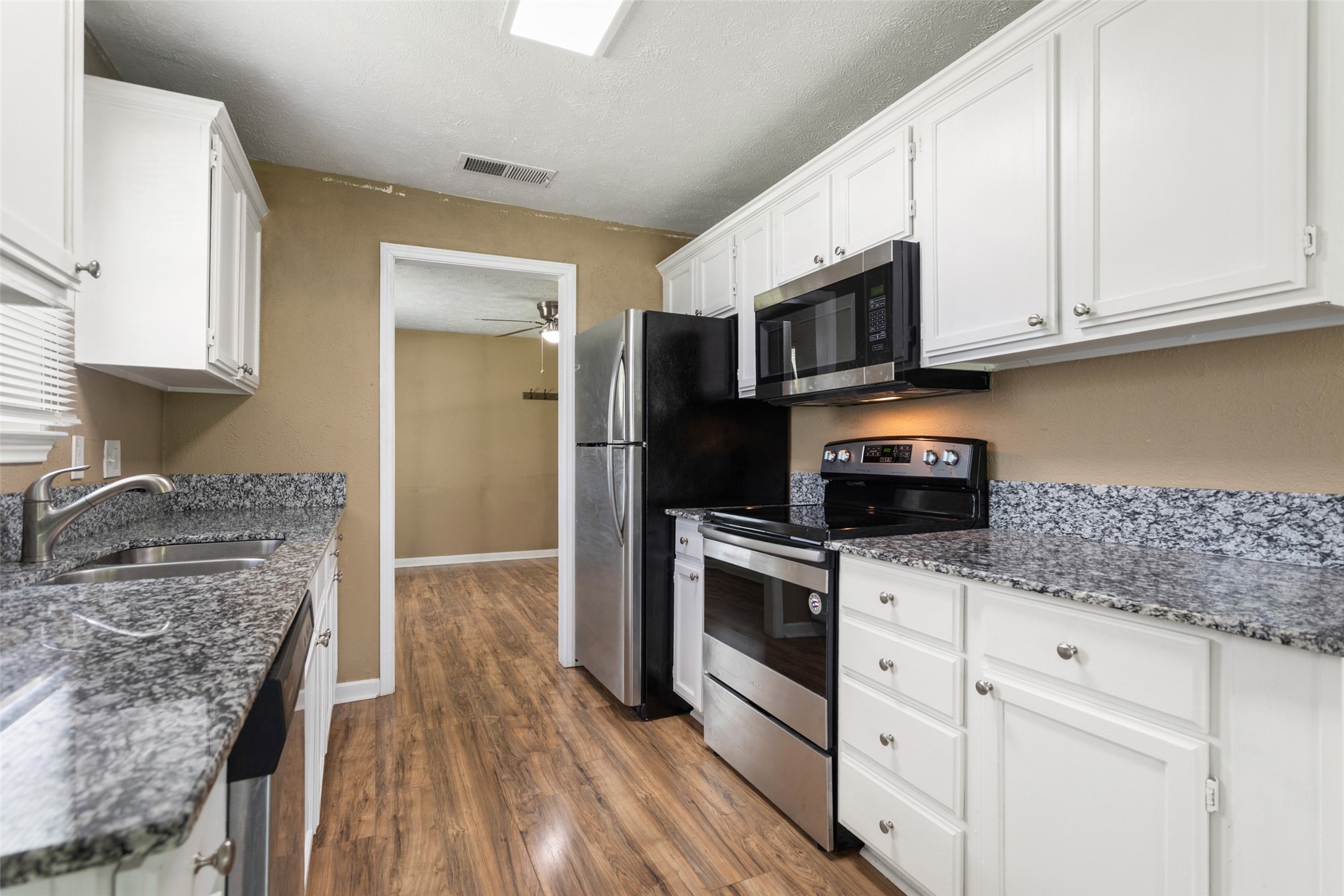 103 New Street Lone Oak TX 75453