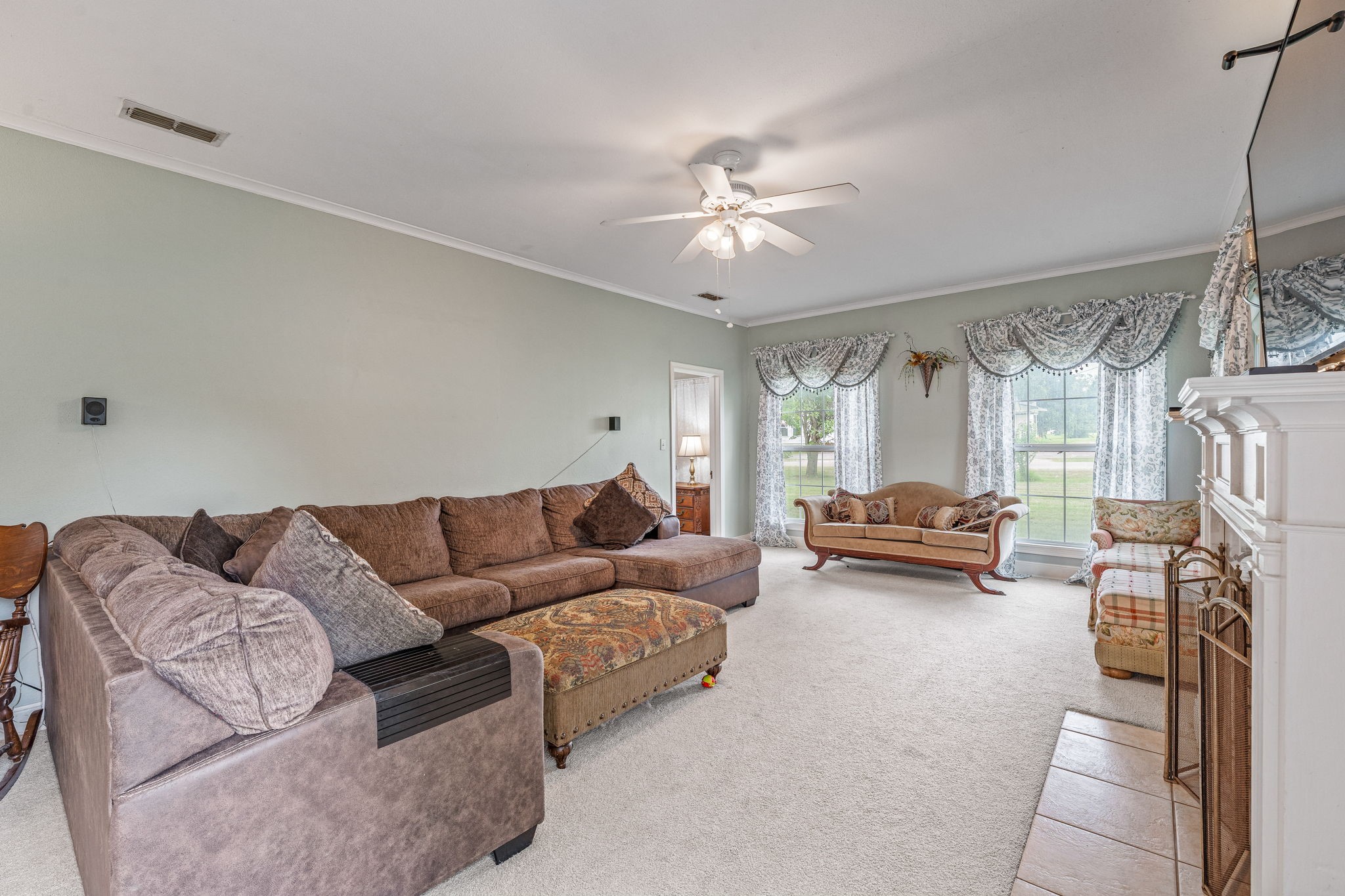 941 S Texas Street De Leon TX 76444