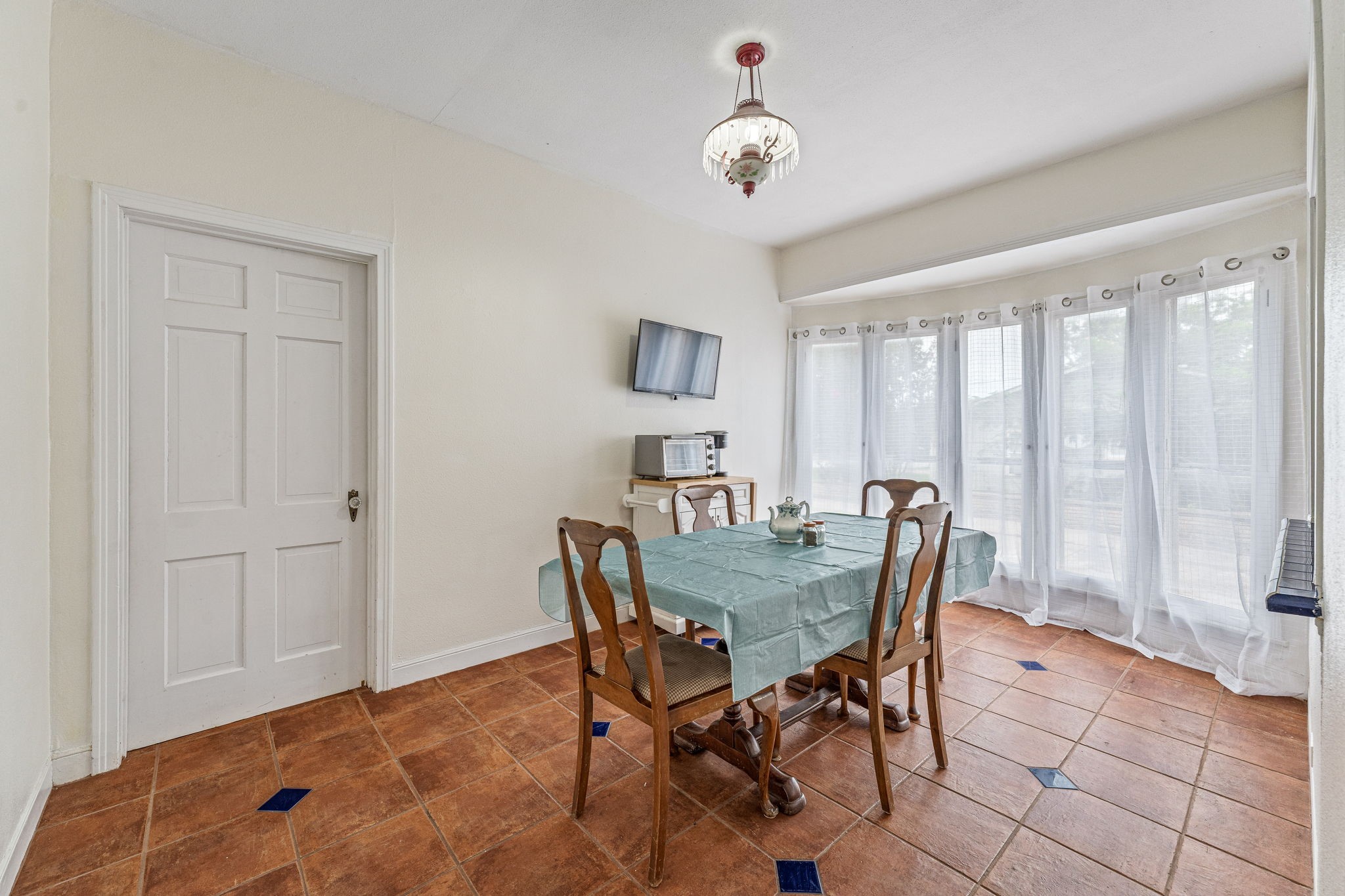 941 S Texas Street De Leon TX 76444