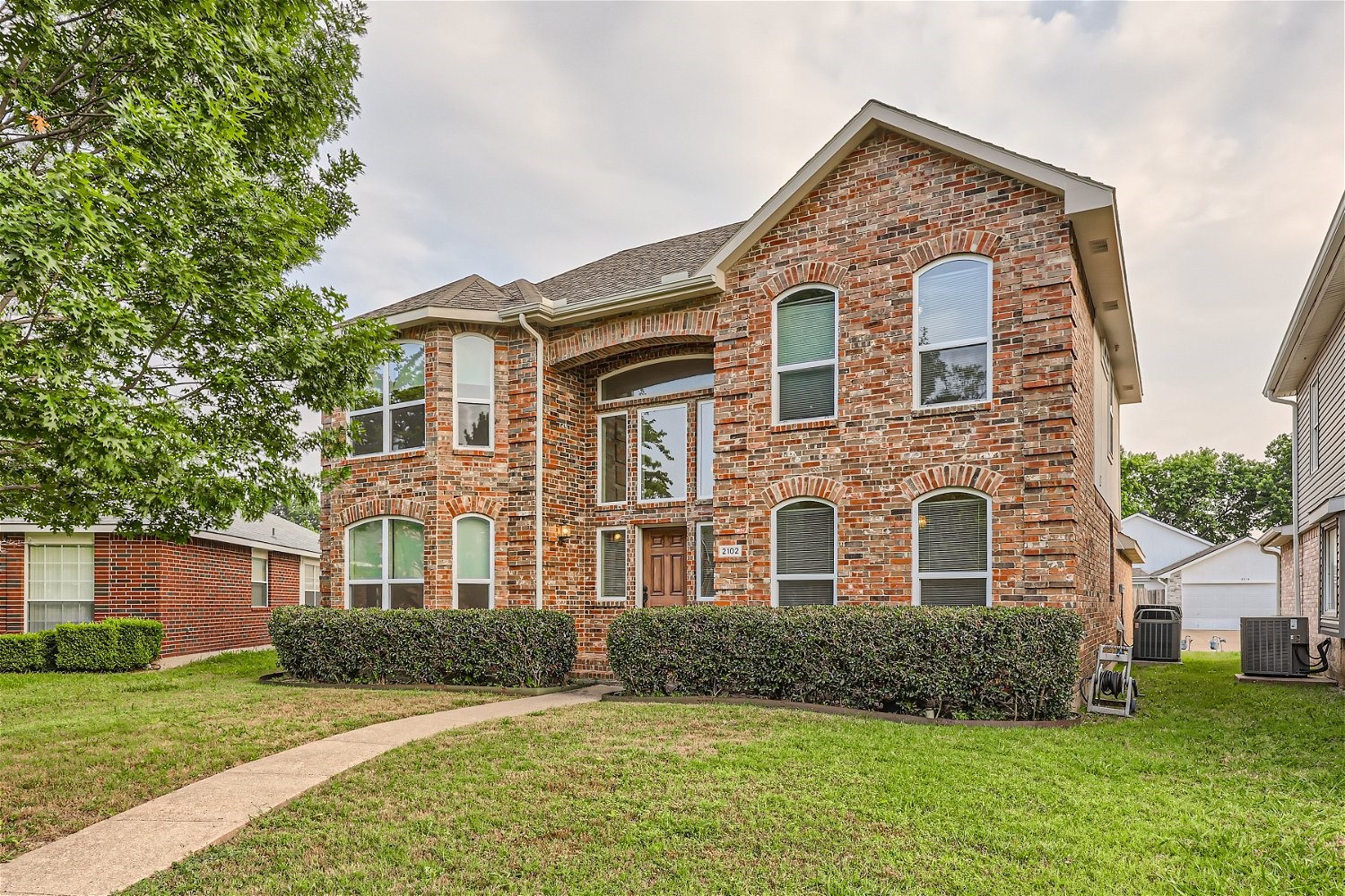 2102 Foxglove Court Garland TX 75040