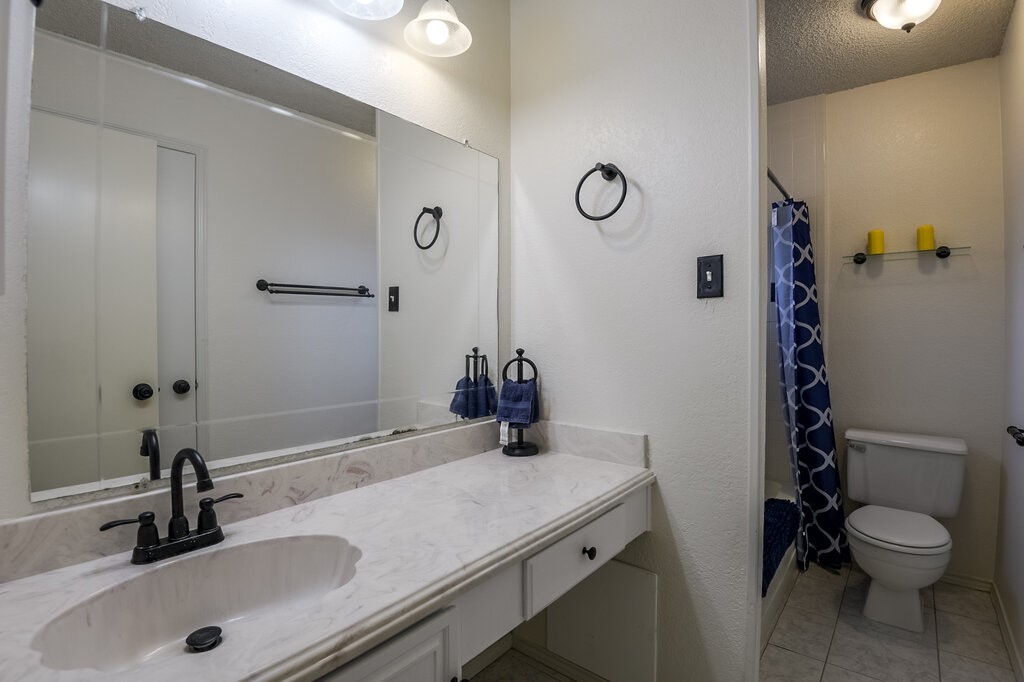 2813 White Oak Drive Grand Prairie TX 75052
