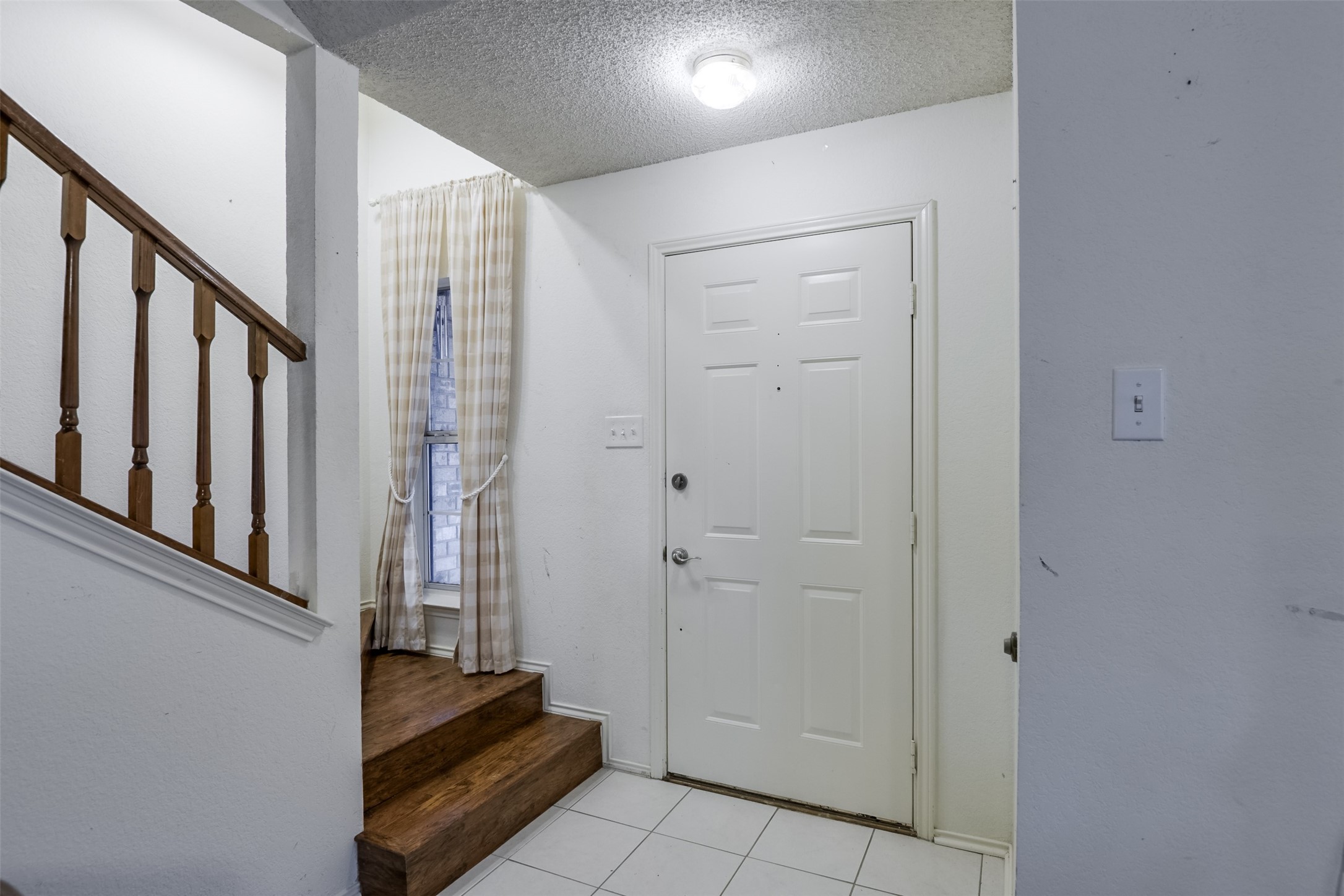 2813 White Oak Drive Grand Prairie TX 75052