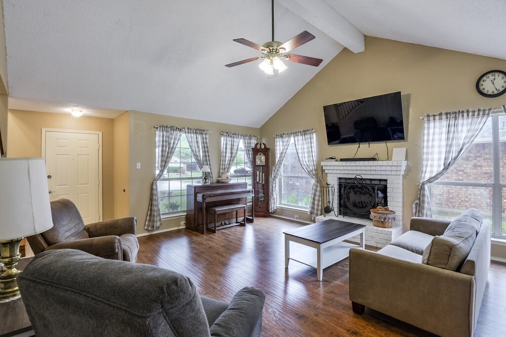 2813 White Oak Drive Grand Prairie TX 75052