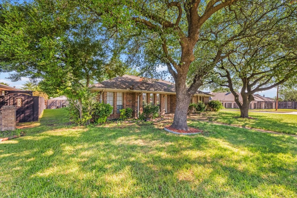 2301 Claridge Circle Plano TX 75075