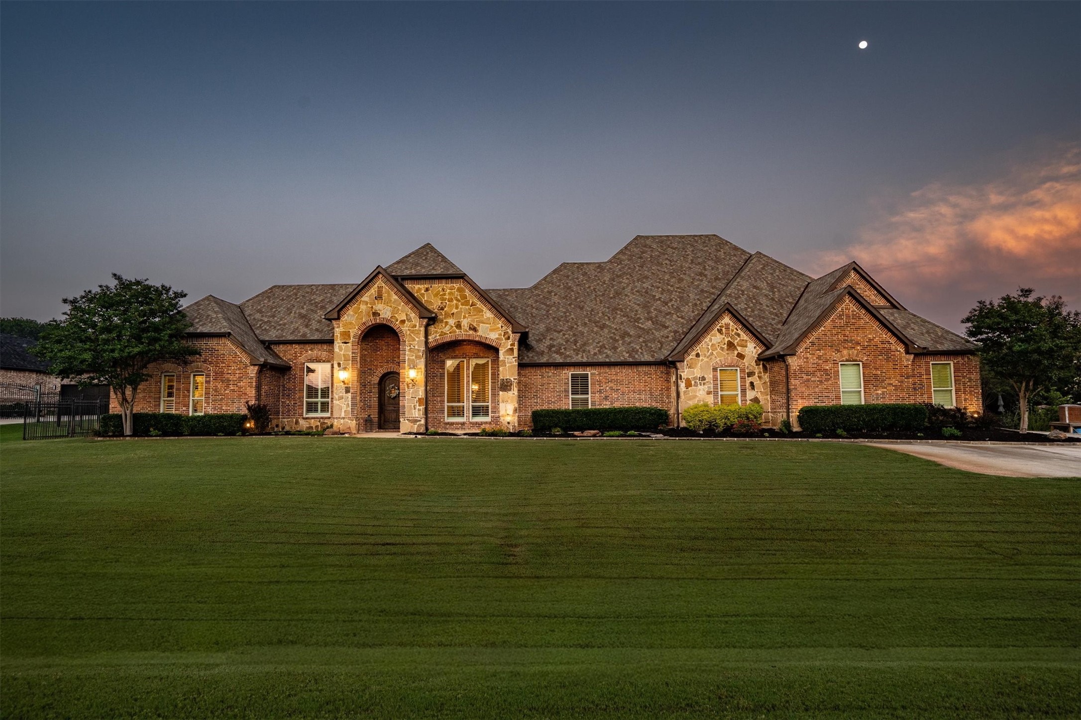 5 Victory Lane Double Oak TX 75077