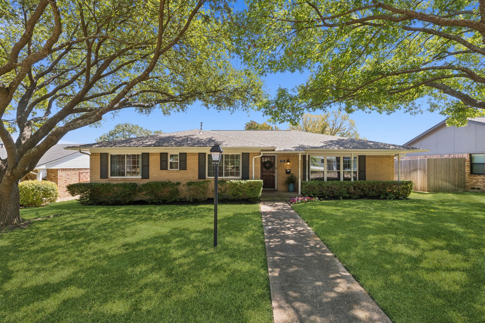 9750 Parkford Drive Dallas TX 75238