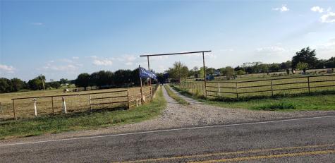 806 N Fm 1752 Savoy TX 75479
