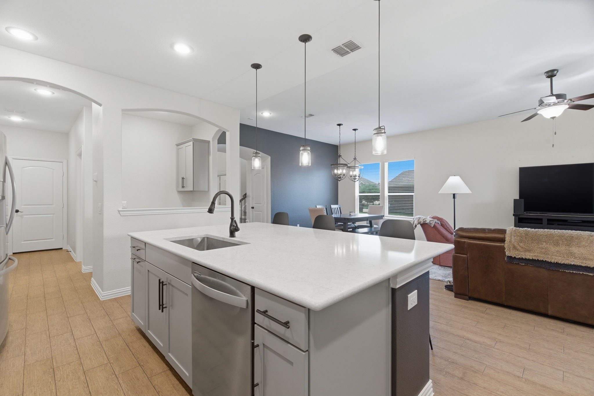 1101 Pinnacle Breeze Drive Fort Worth TX 76052