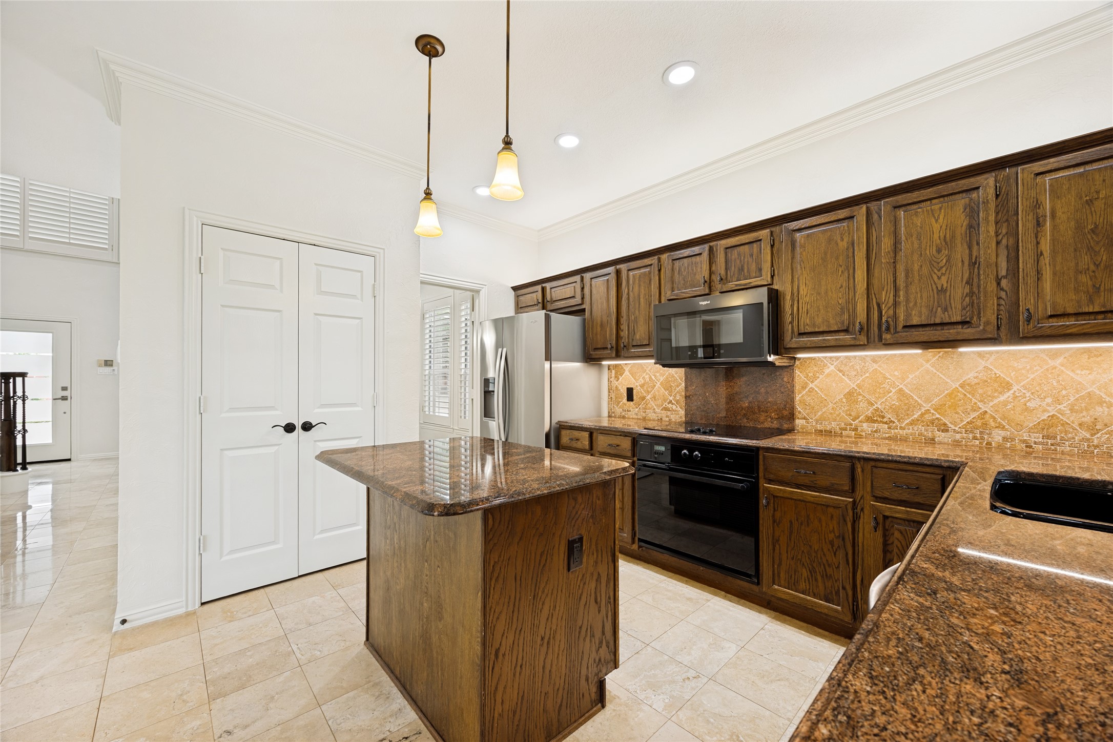 316 Riverwalk Lane Irving TX 75063