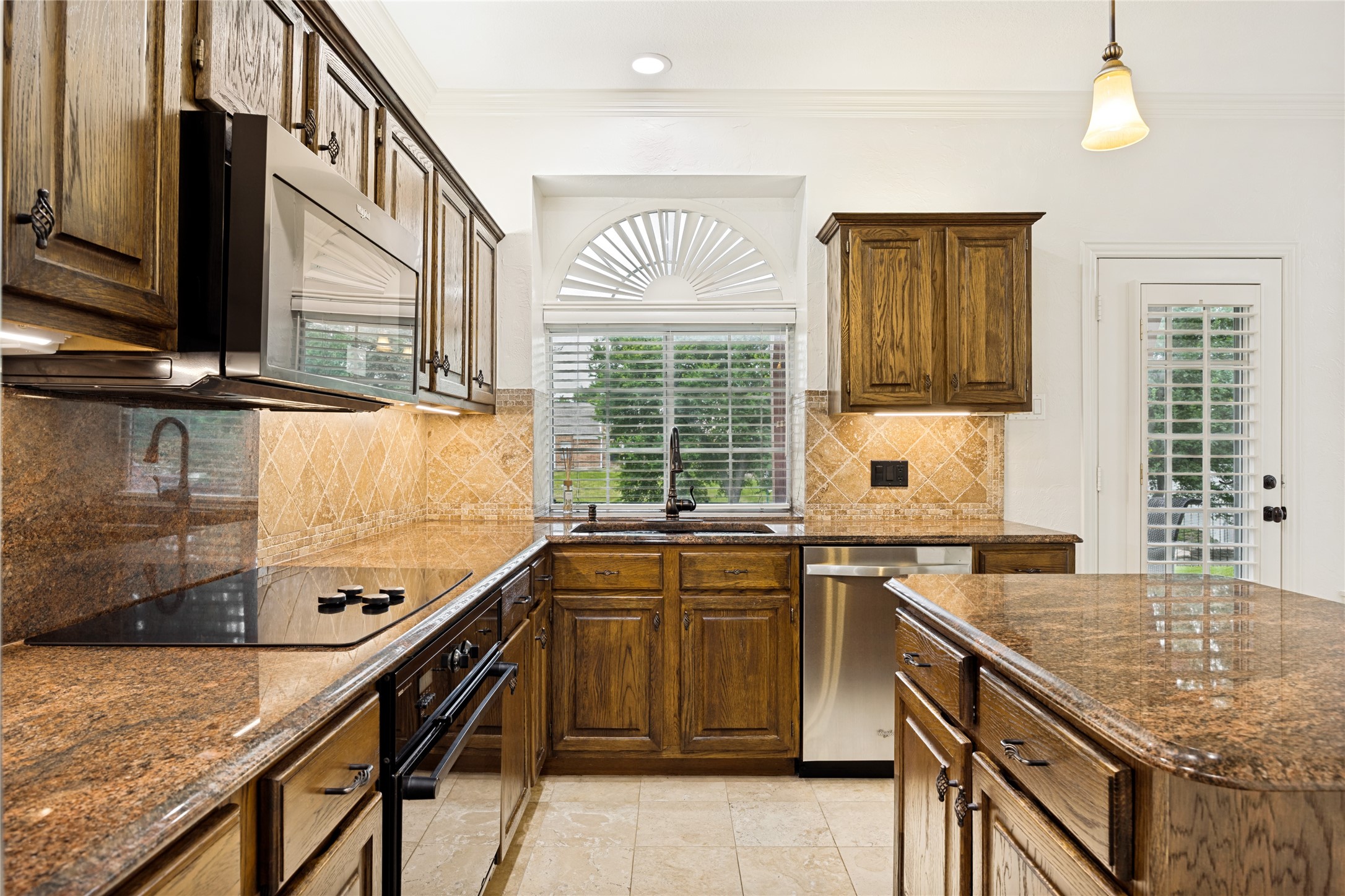 316 Riverwalk Lane Irving TX 75063