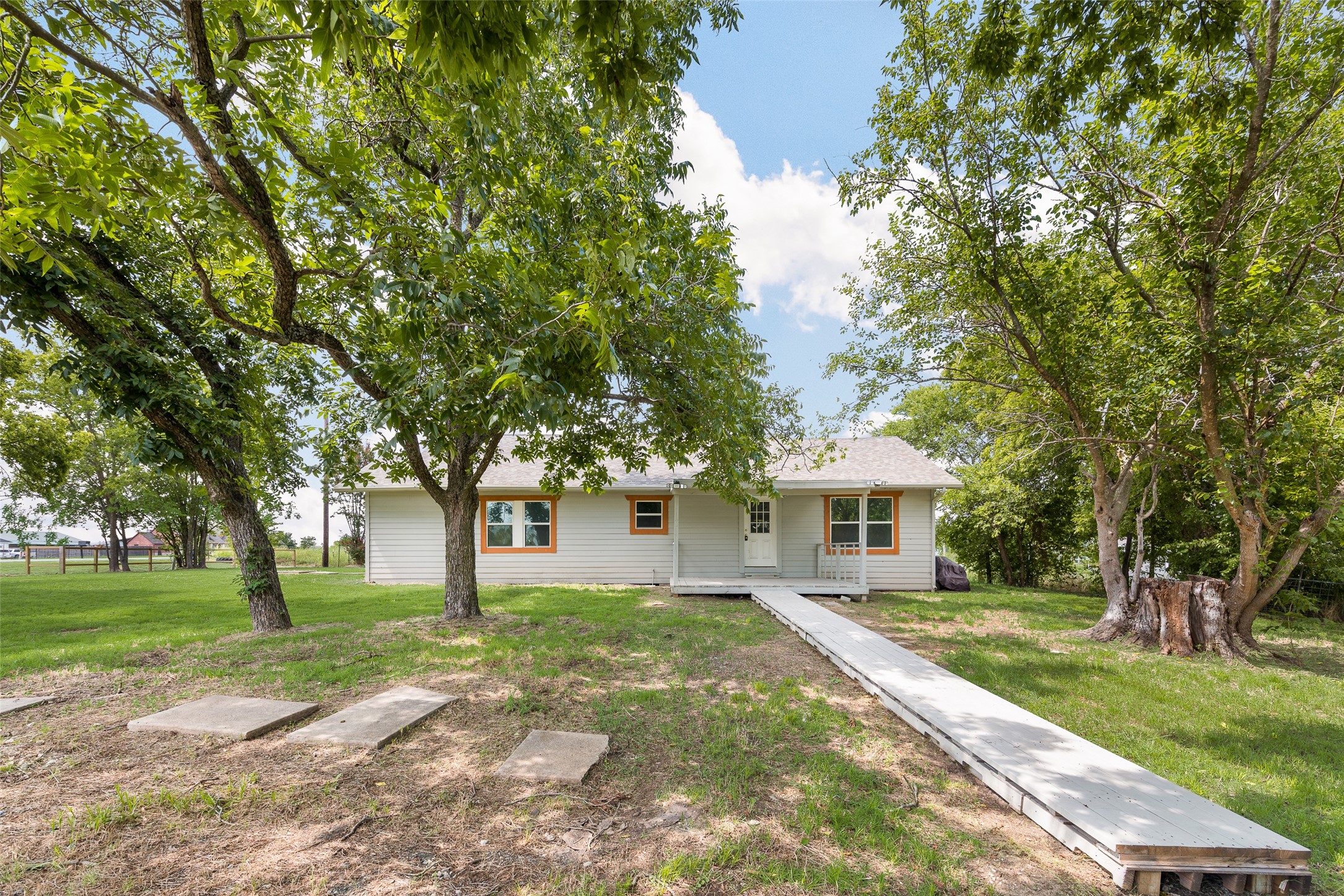 8041 County Road 2584 Royse City TX 75189