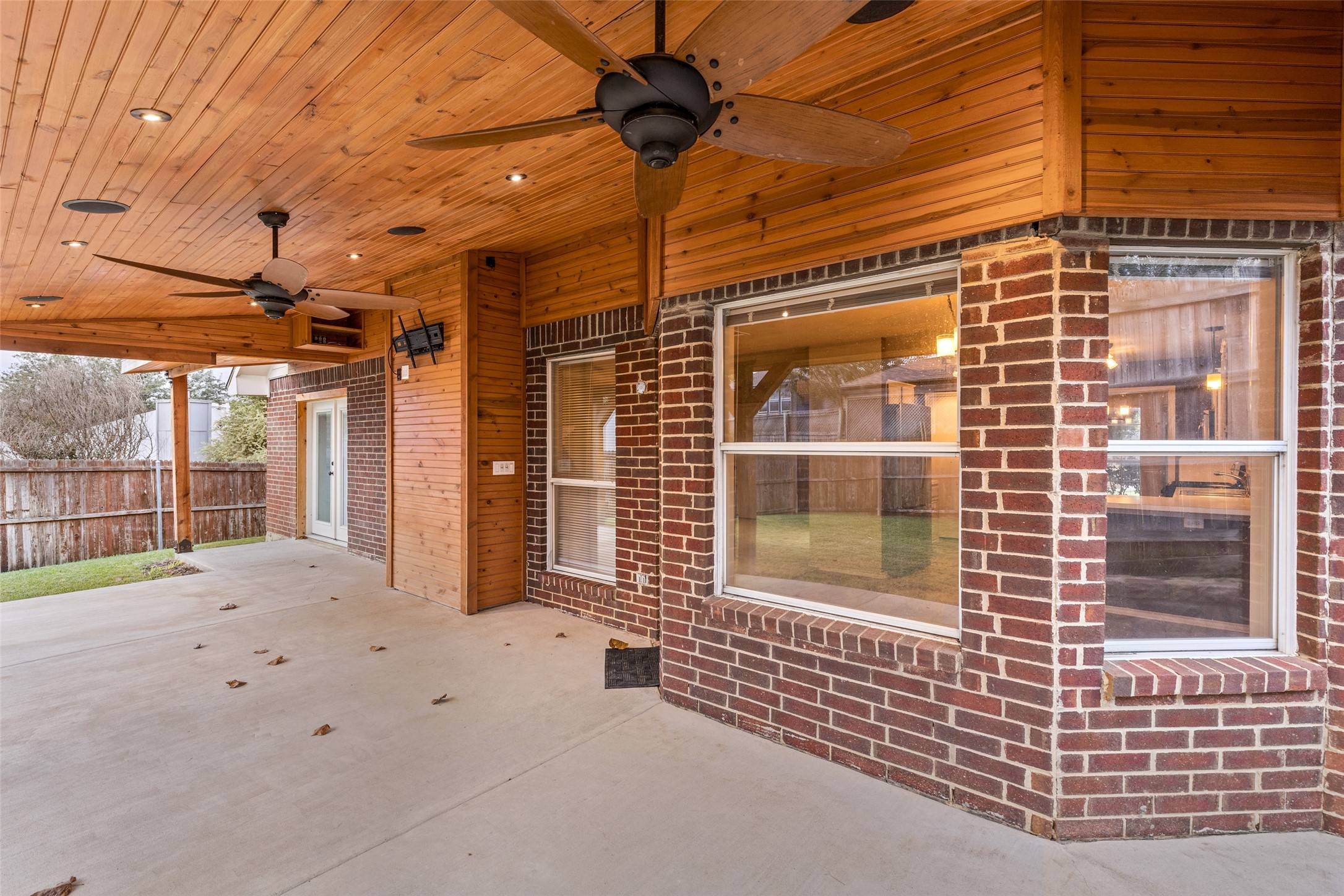 2064 Candlewood Circle Lewisville TX 75067