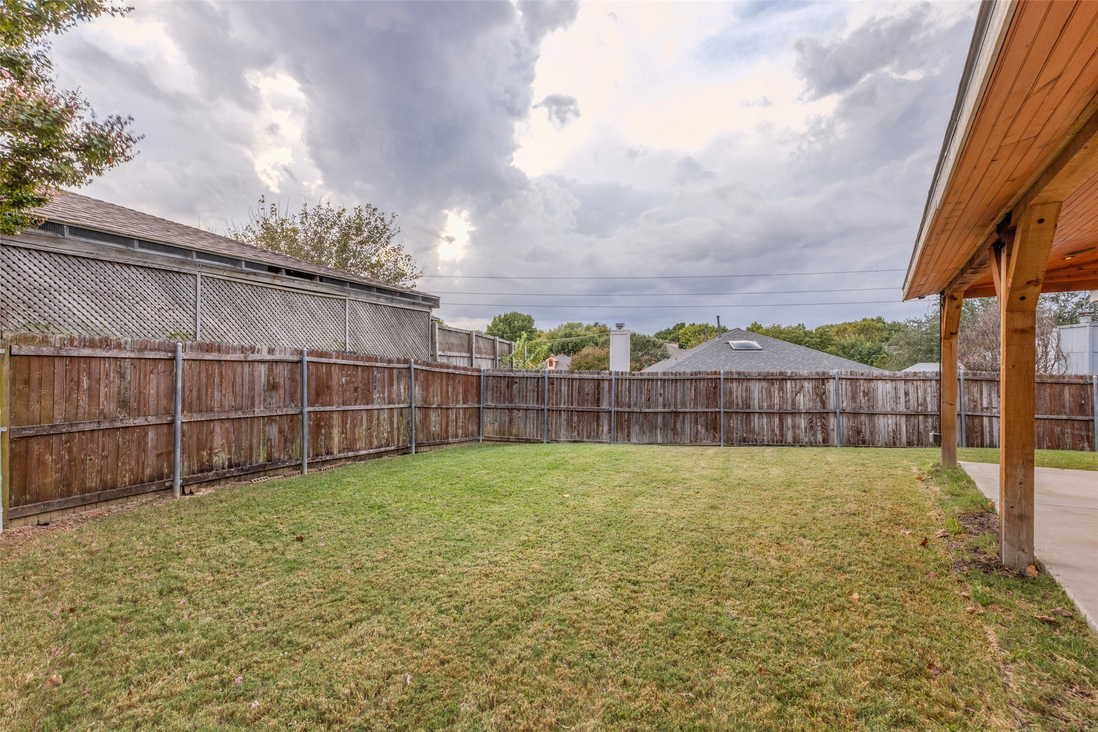 2064 Candlewood Circle Lewisville TX 75067