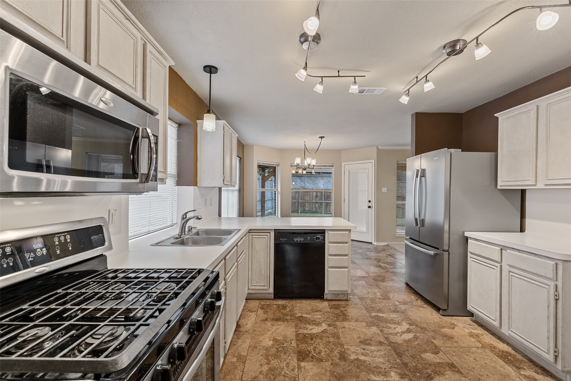 2064 Candlewood Circle Lewisville TX 75067