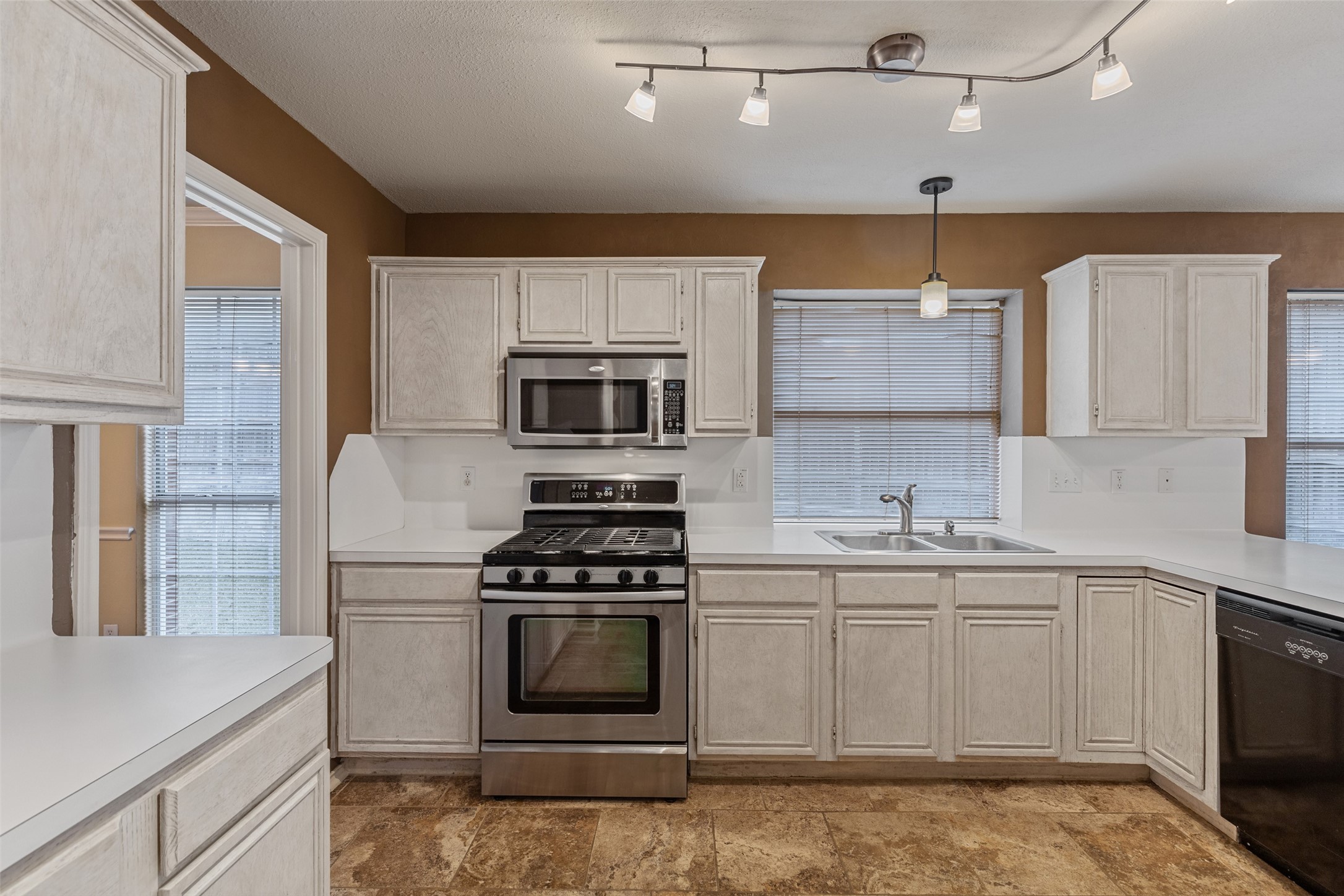 2064 Candlewood Circle Lewisville TX 75067