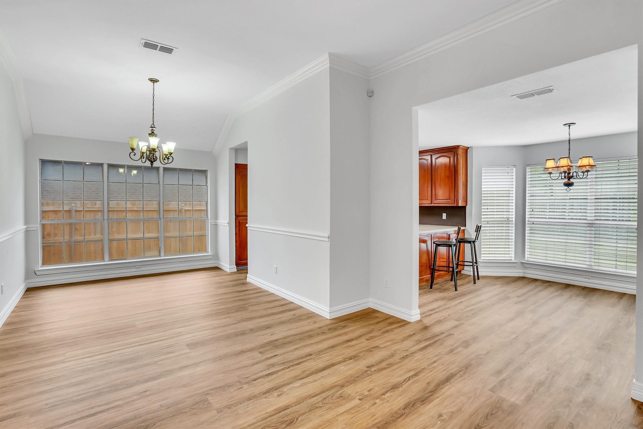 428 Shelby Drive Burleson TX 76028