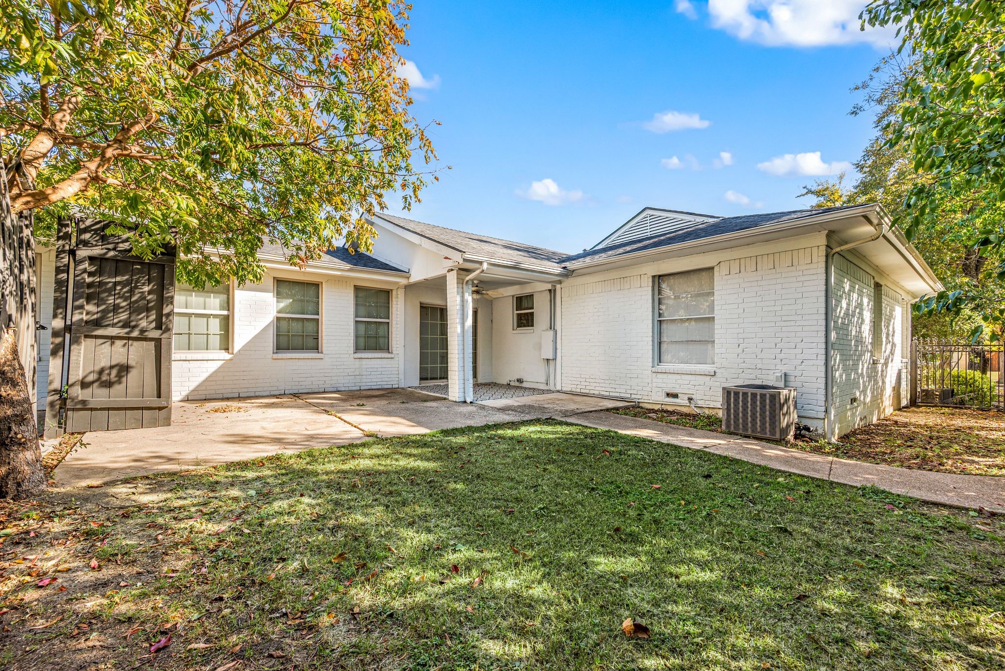3705 Seguin Drive Dallas TX 75220