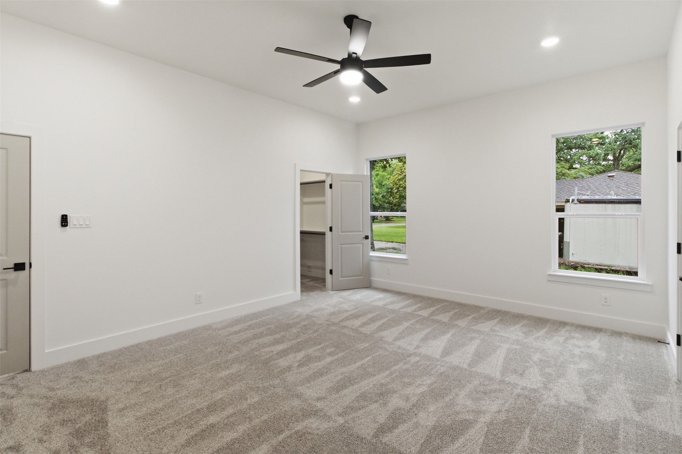 713 Club Oak Drive River Oaks TX 76114