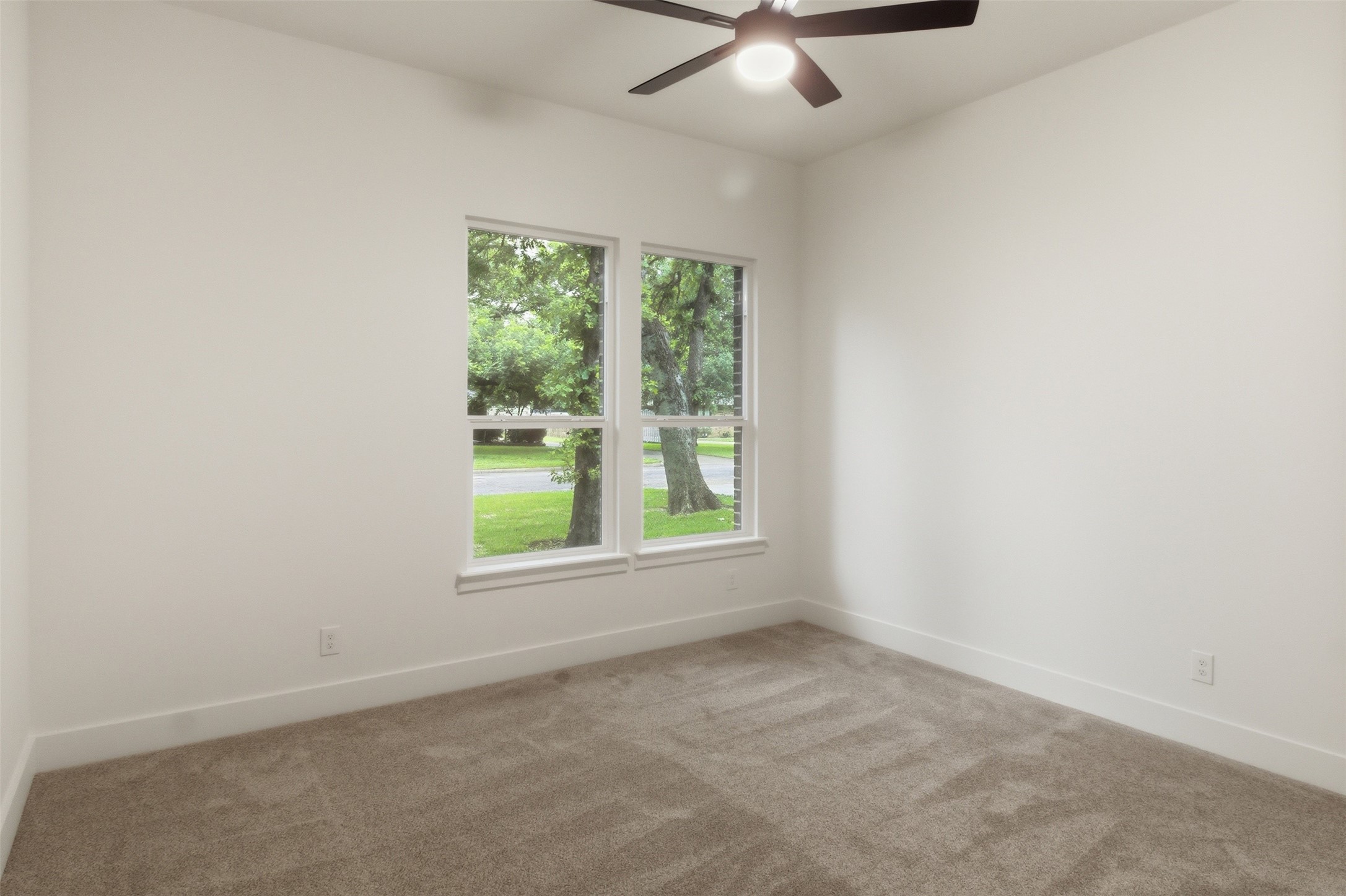 713 Club Oak Drive River Oaks TX 76114