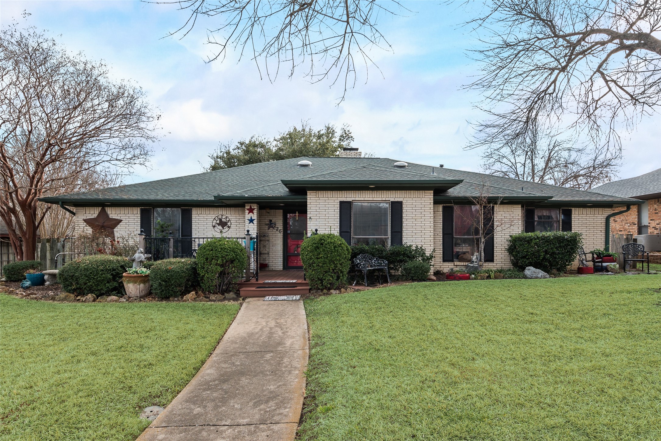 226 Meadowlark Lane Duncanville TX 75137