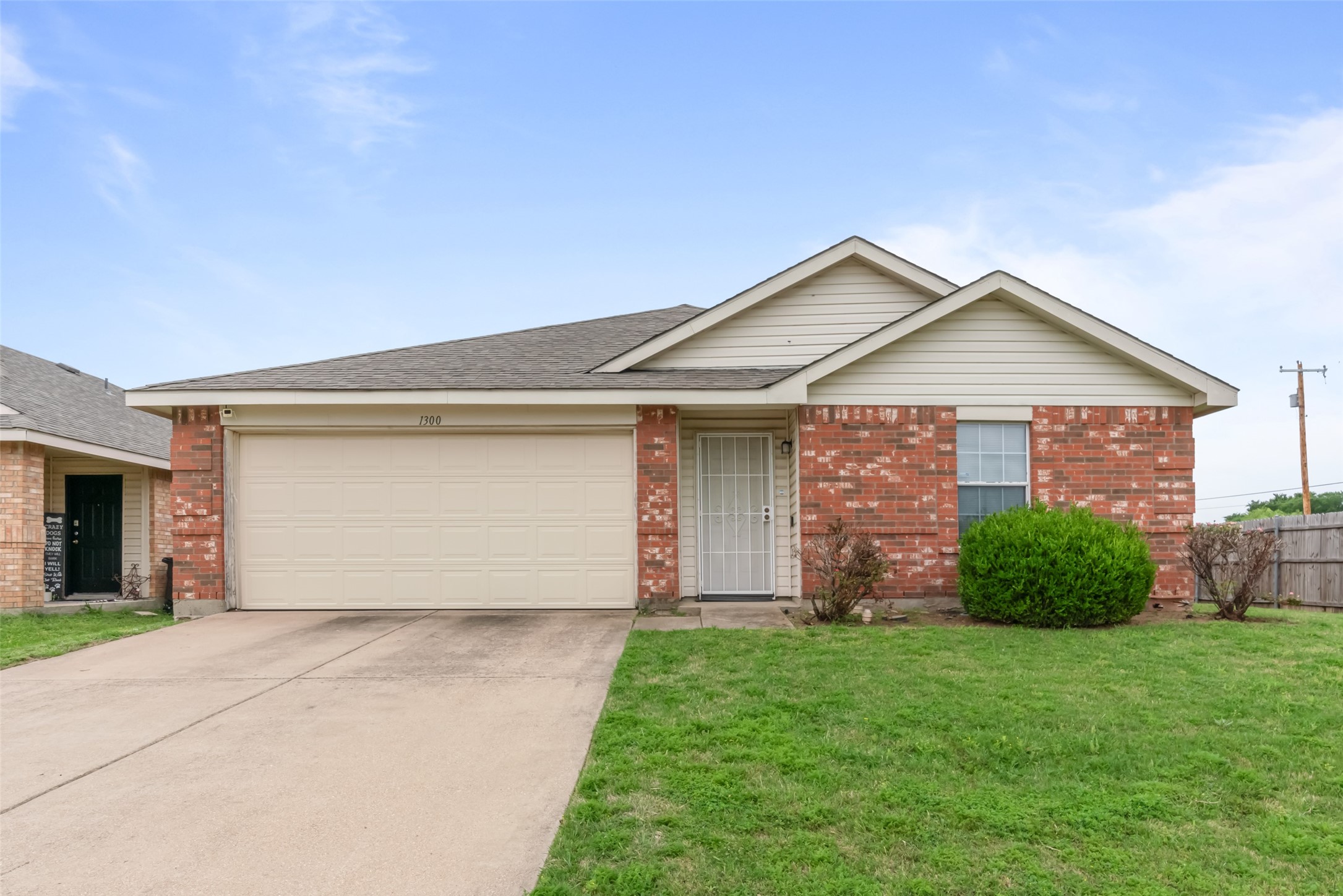 1300 Castle Ridge Road Fort Worth TX 76140