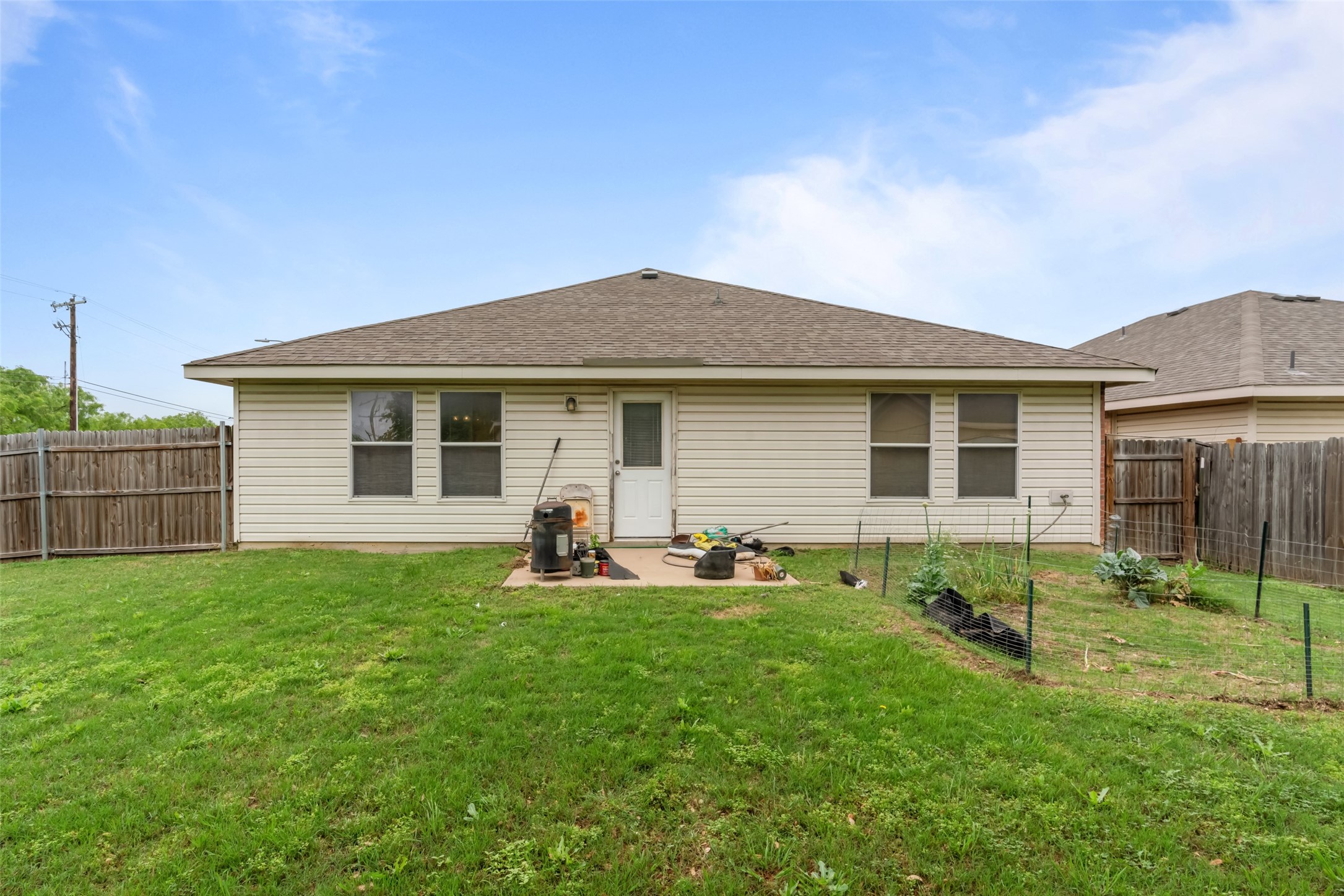 1300 Castle Ridge Road Fort Worth TX 76140