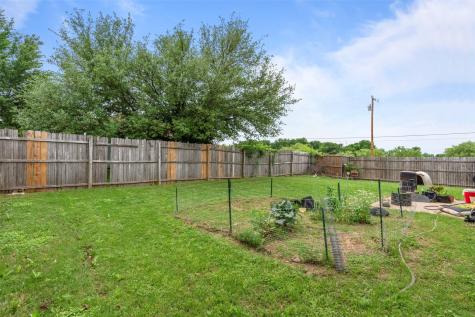 1300 Castle Ridge Road Fort Worth TX 76140