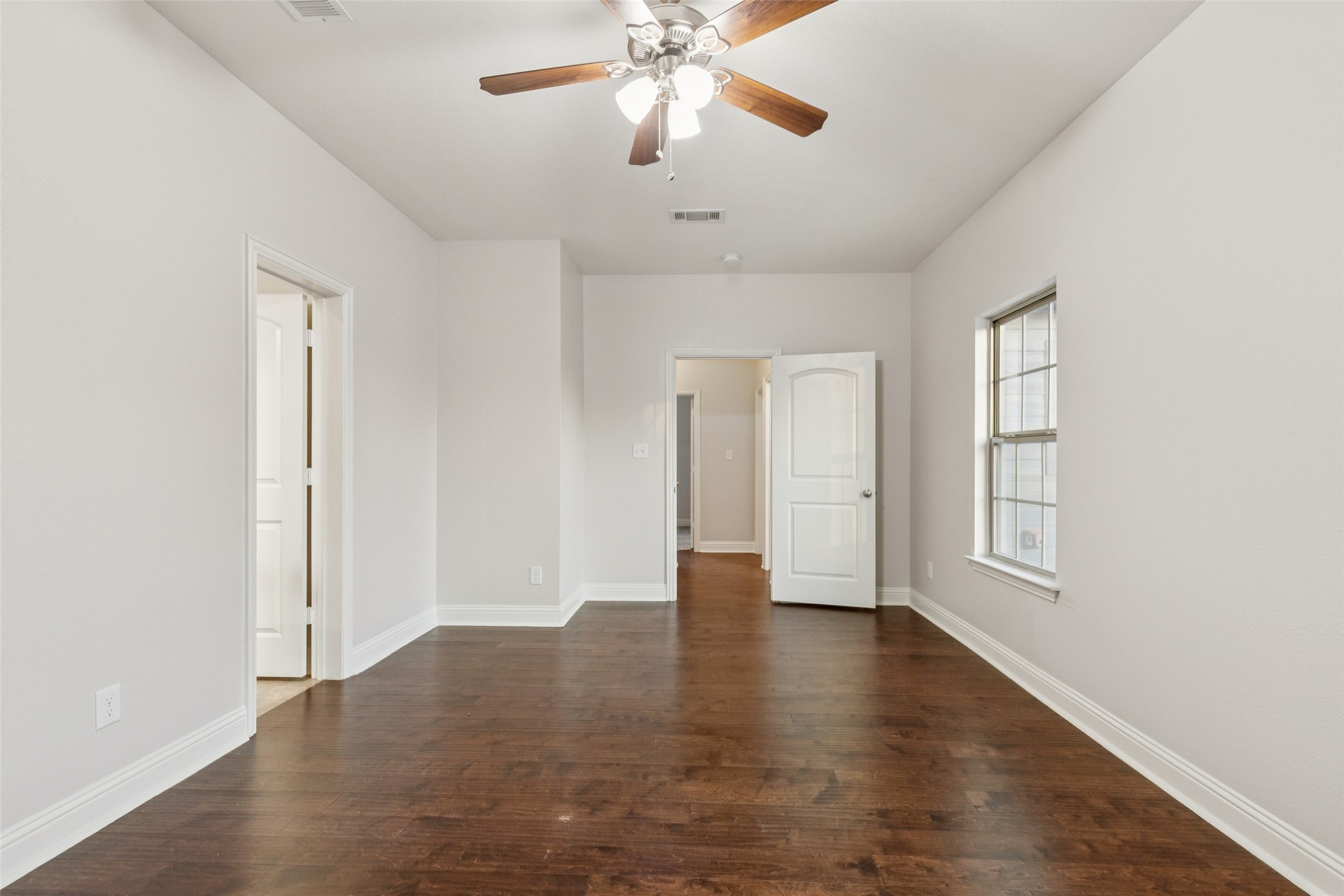 4824 Sunshine Drive Fort Worth TX 76105
