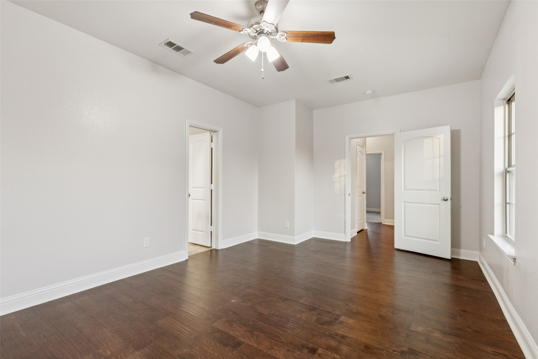 4824 Sunshine Drive Fort Worth TX 76105