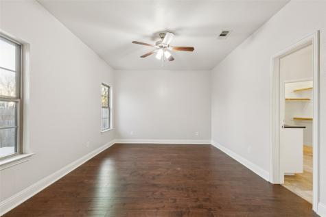 4824 Sunshine Drive Fort Worth TX 76105
