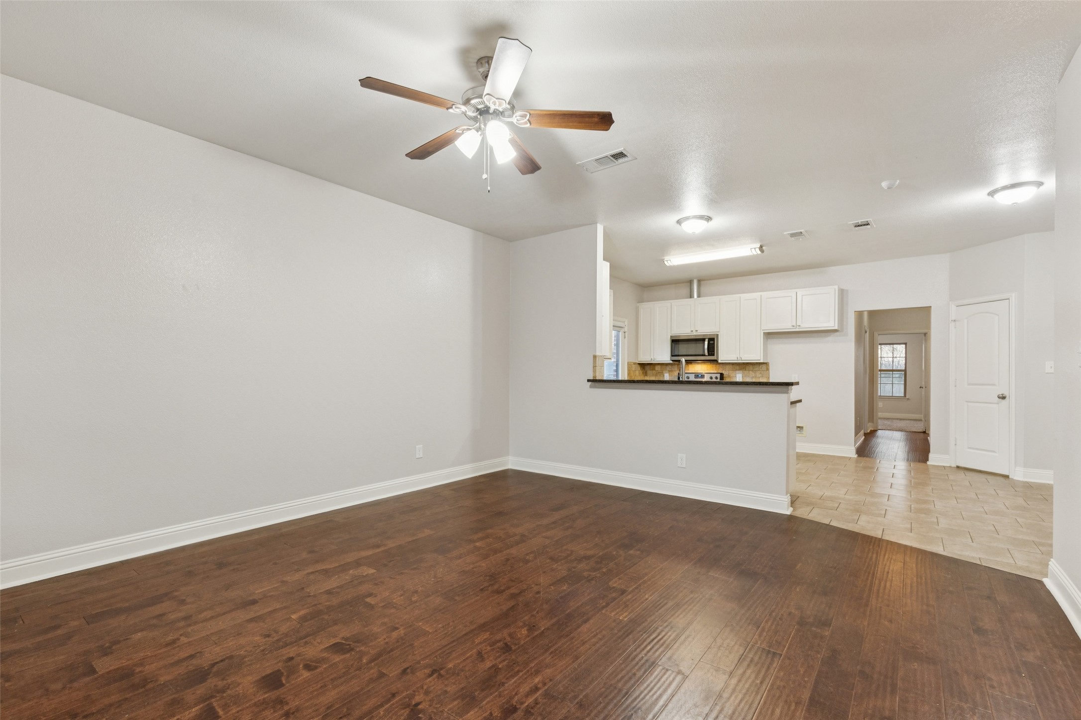 4824 Sunshine Drive Fort Worth TX 76105