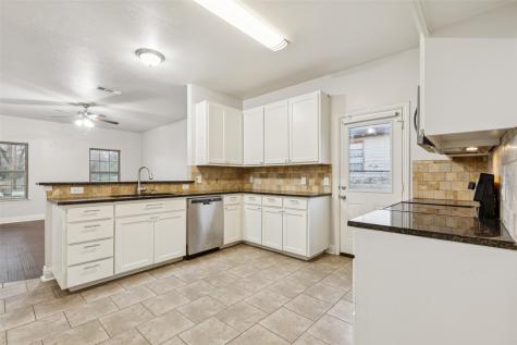 4824 Sunshine Drive Fort Worth TX 76105