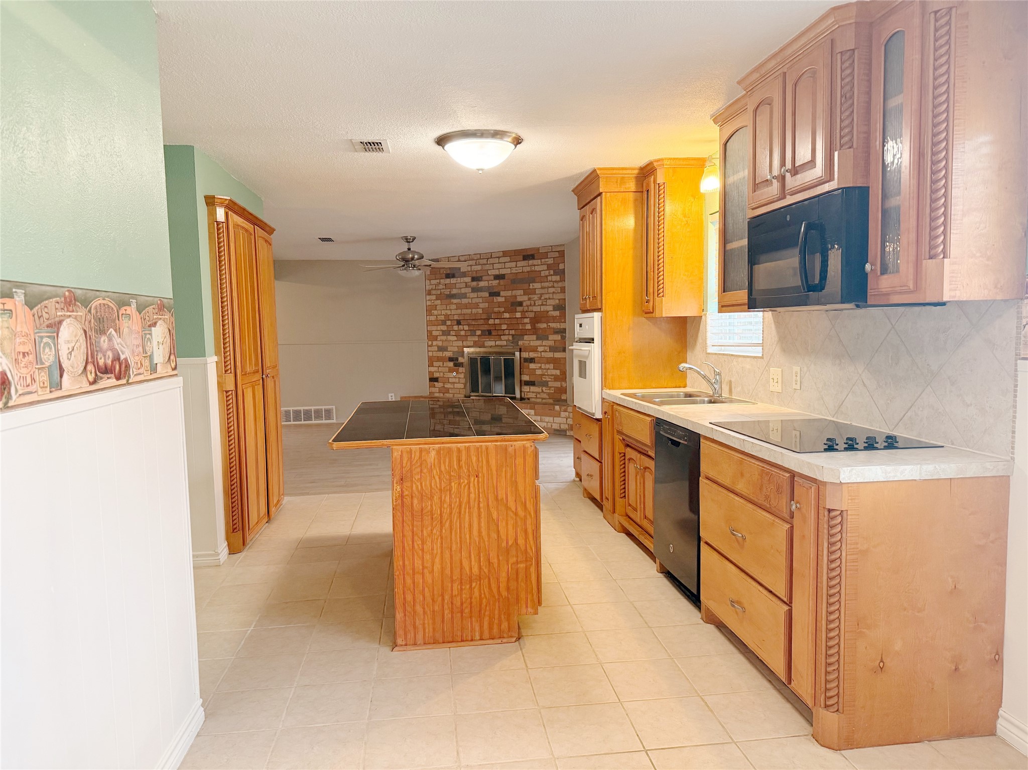 4317 Keeter Drive North Richland Hills TX 76180