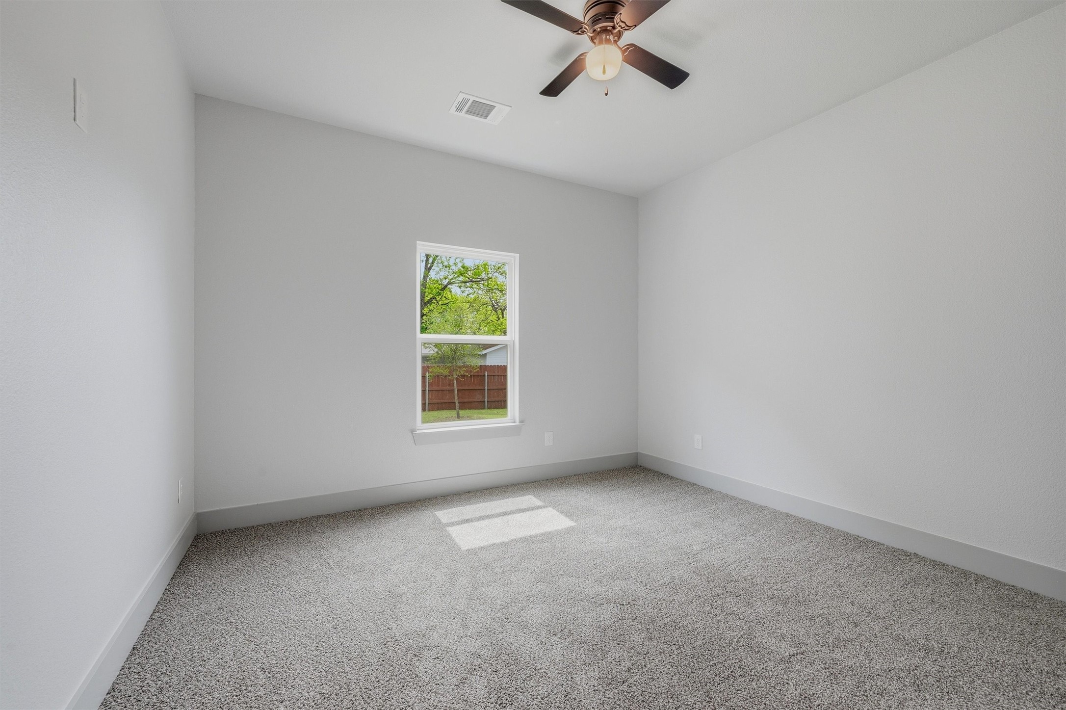 1015 Holiday Sherman TX 75090