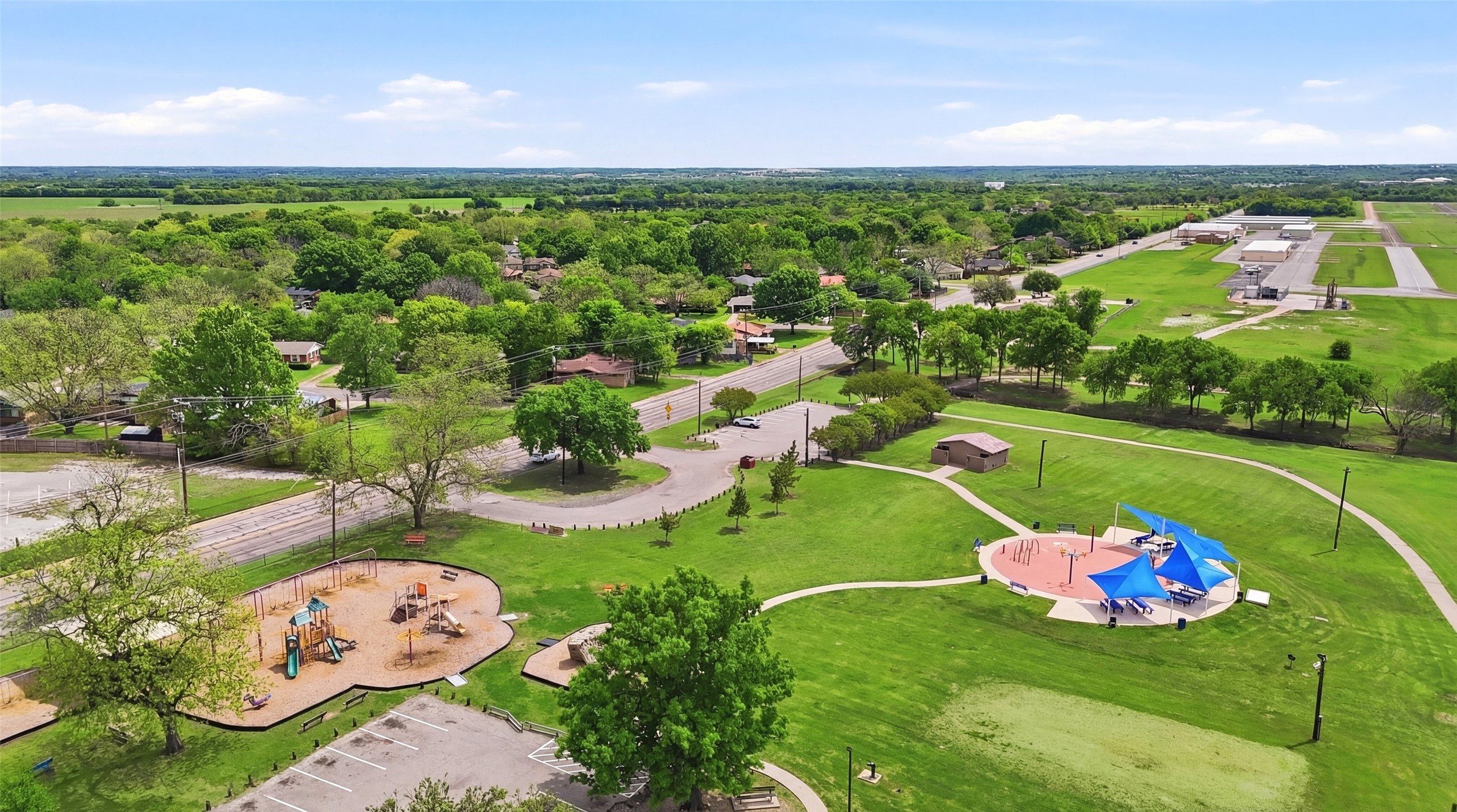 1015 Holiday Sherman TX 75090