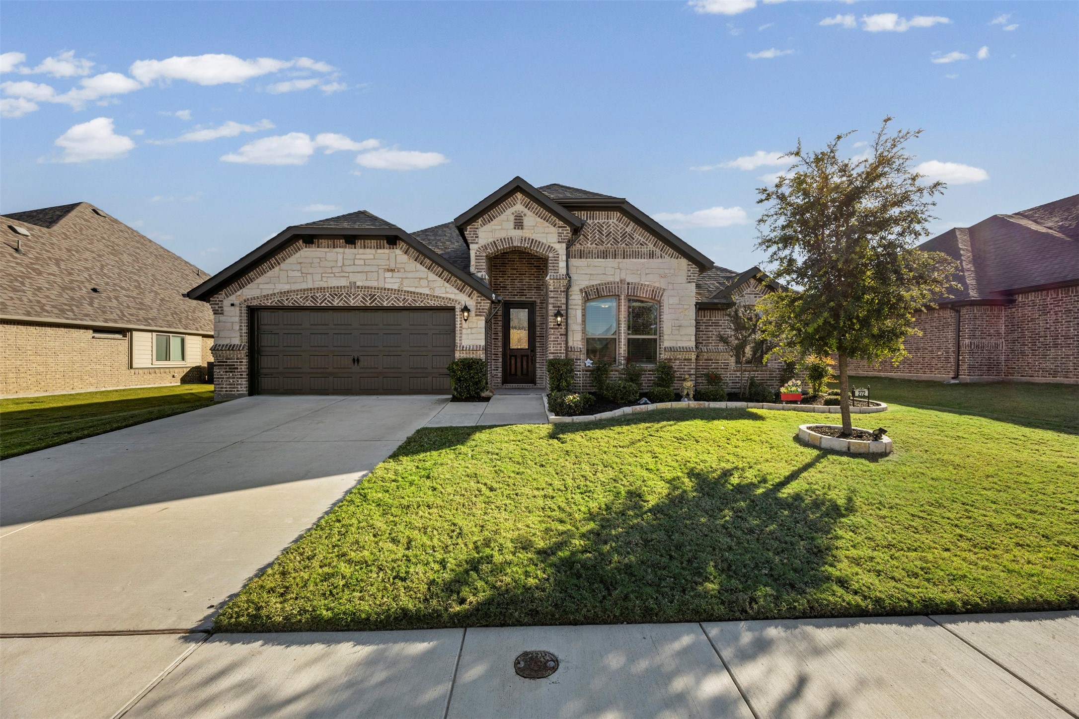 272 Lillian Lane Waxahachie TX 75165