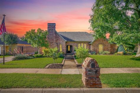 2461 Stonegate Drive N Bedford TX 76021