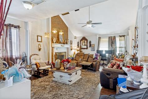 1825 Castle Drive Garland TX 75040