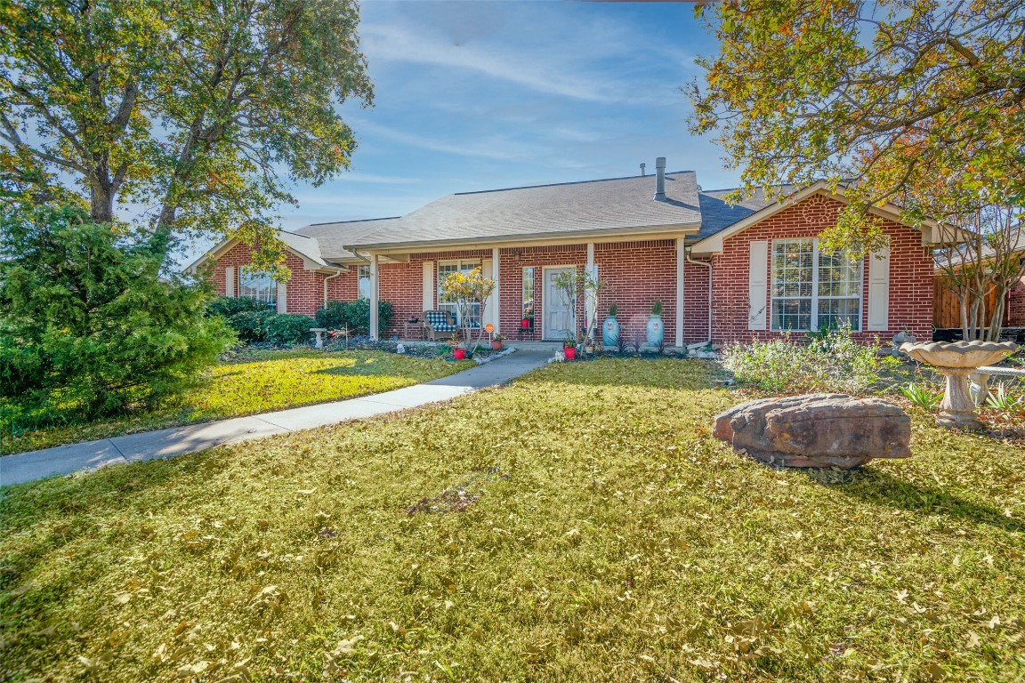 1262 Elmbrook Drive Kennedale TX 76060