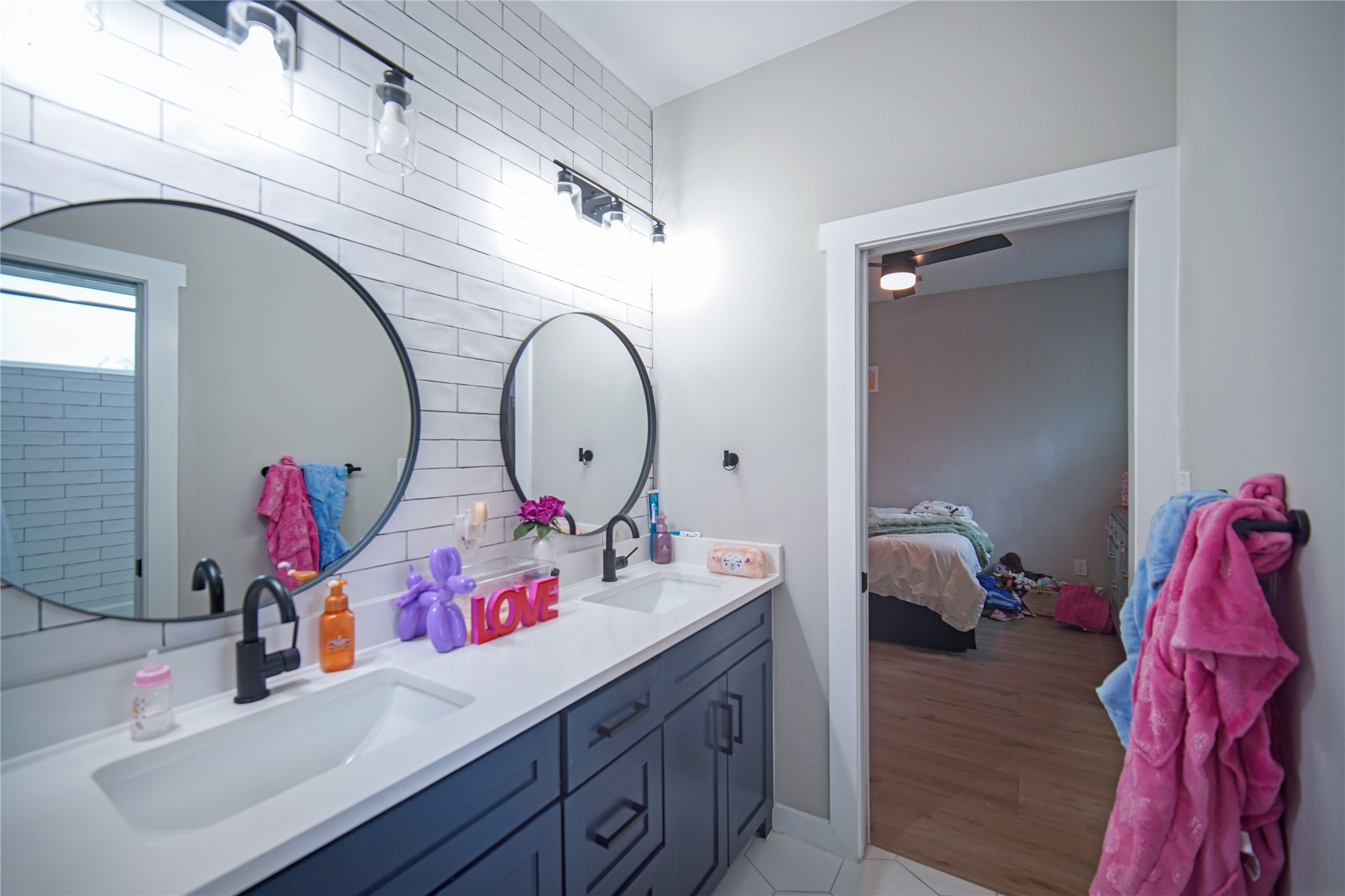 230 Driftwood Court Runaway Bay TX 76426