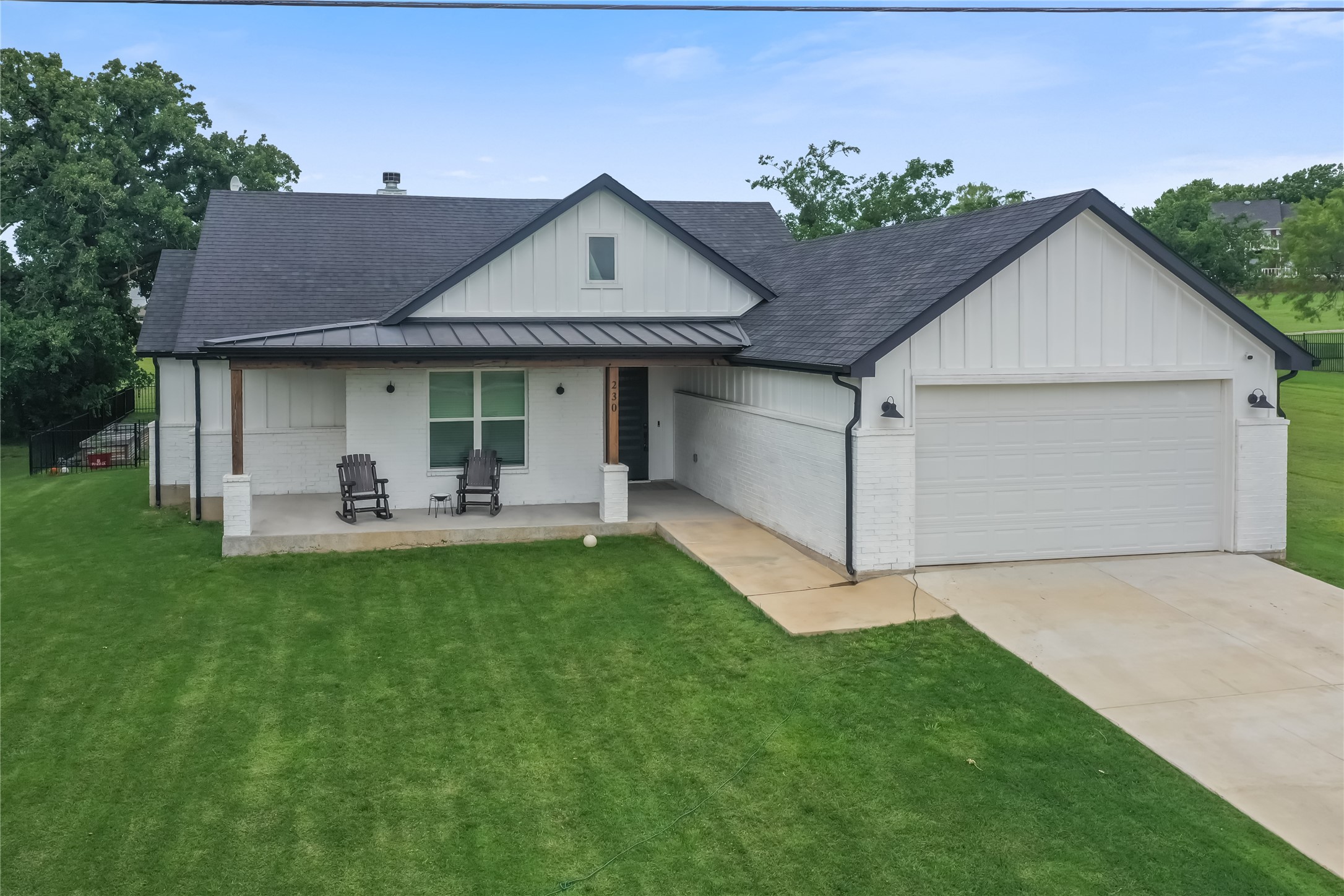 230 Driftwood Court Runaway Bay TX 76426