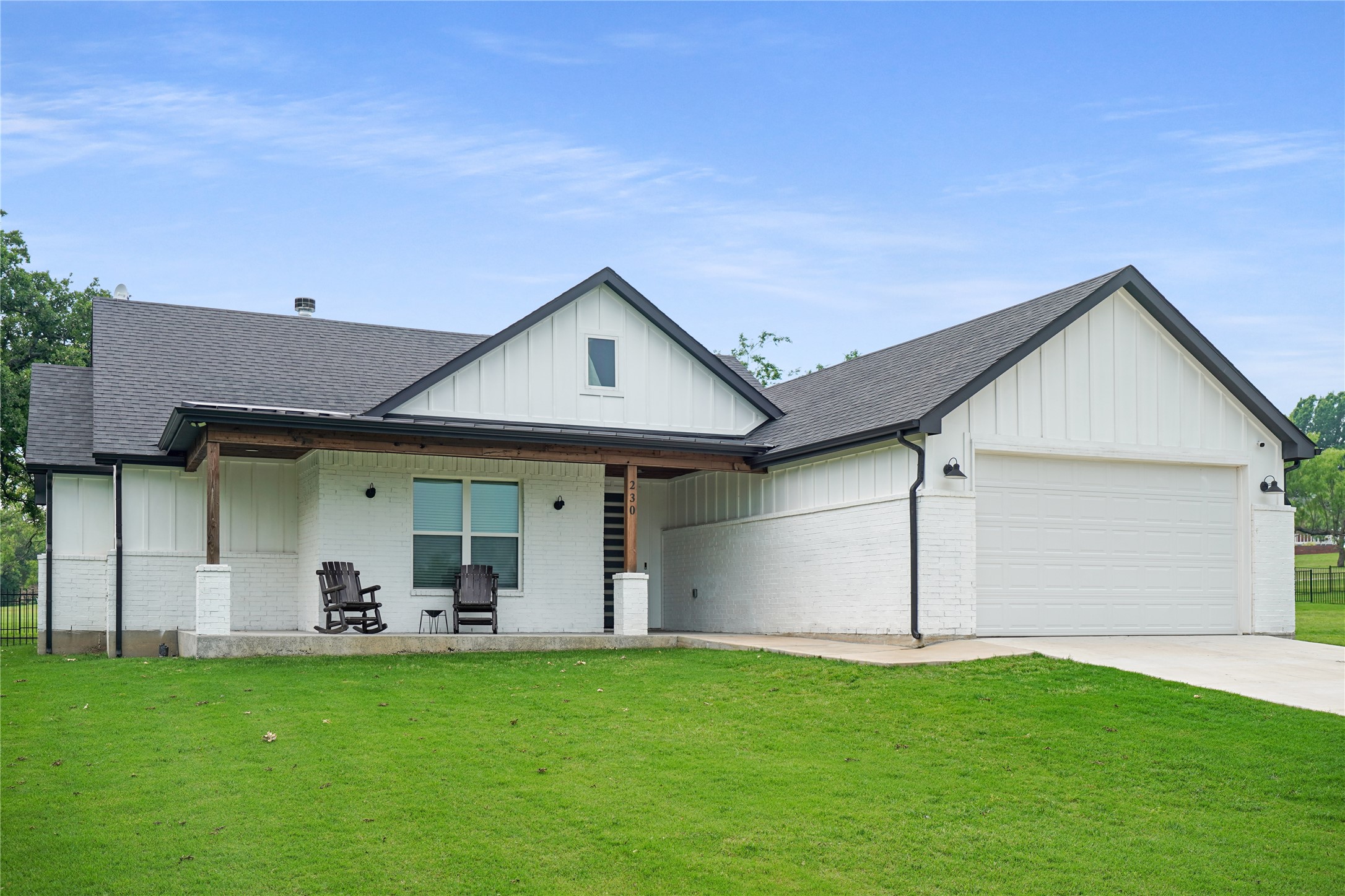 230 Driftwood Court Runaway Bay TX 76426