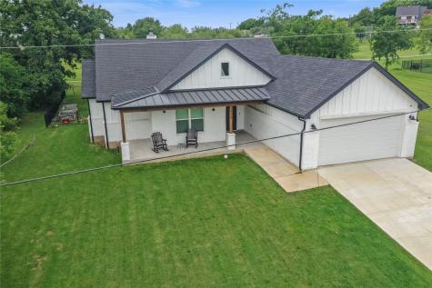 230 Driftwood Court Runaway Bay TX 76426