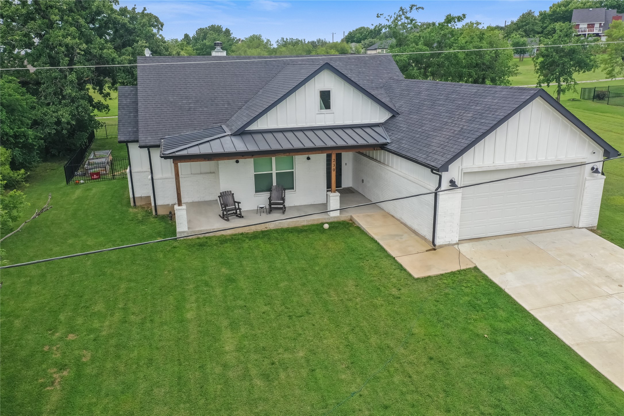 230 Driftwood Court Runaway Bay TX 76426