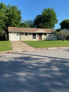 829 Sunnybrook Drive Burleson TX 76028