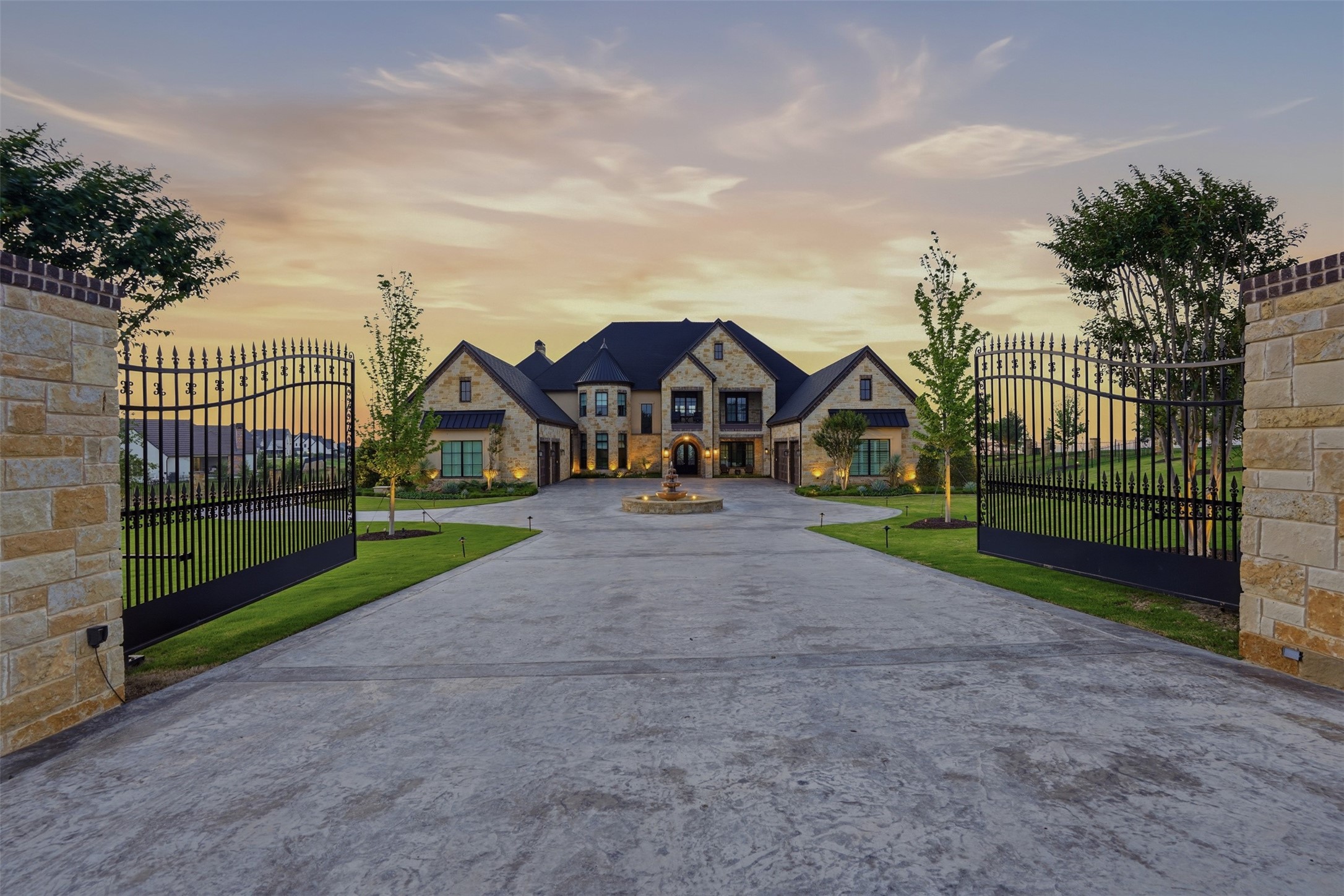 137 Angelina Drive Aledo TX 76008